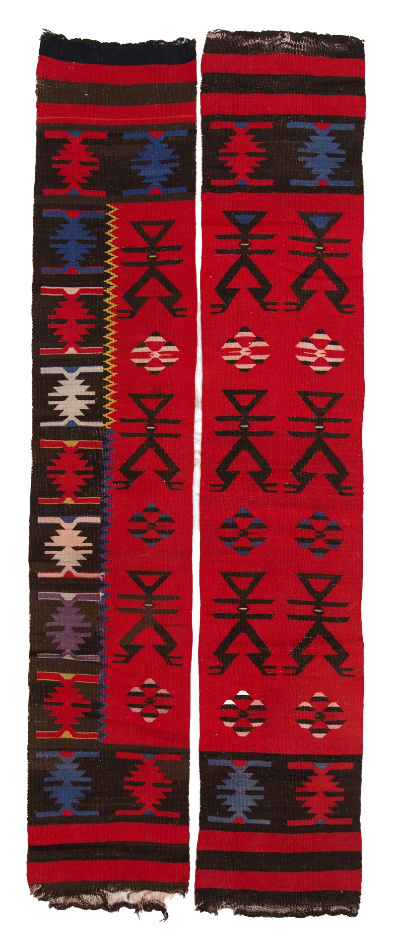 Kilim del Sudest Europa (probabilmente Albania), Due pannelli tessili, prima metà del XX secolo