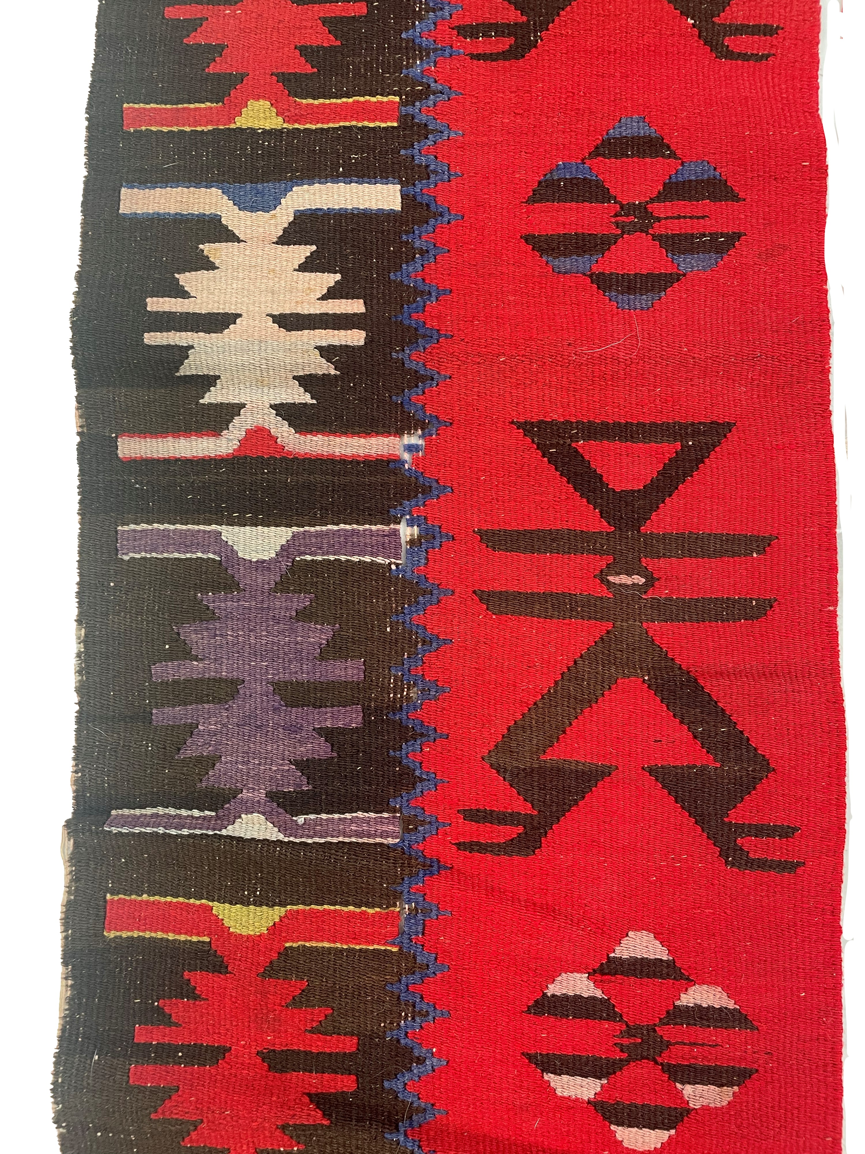 Kilim del Sudest Europa (probabilmente Albania), Due pannelli tessili, prima metà del XX secolo