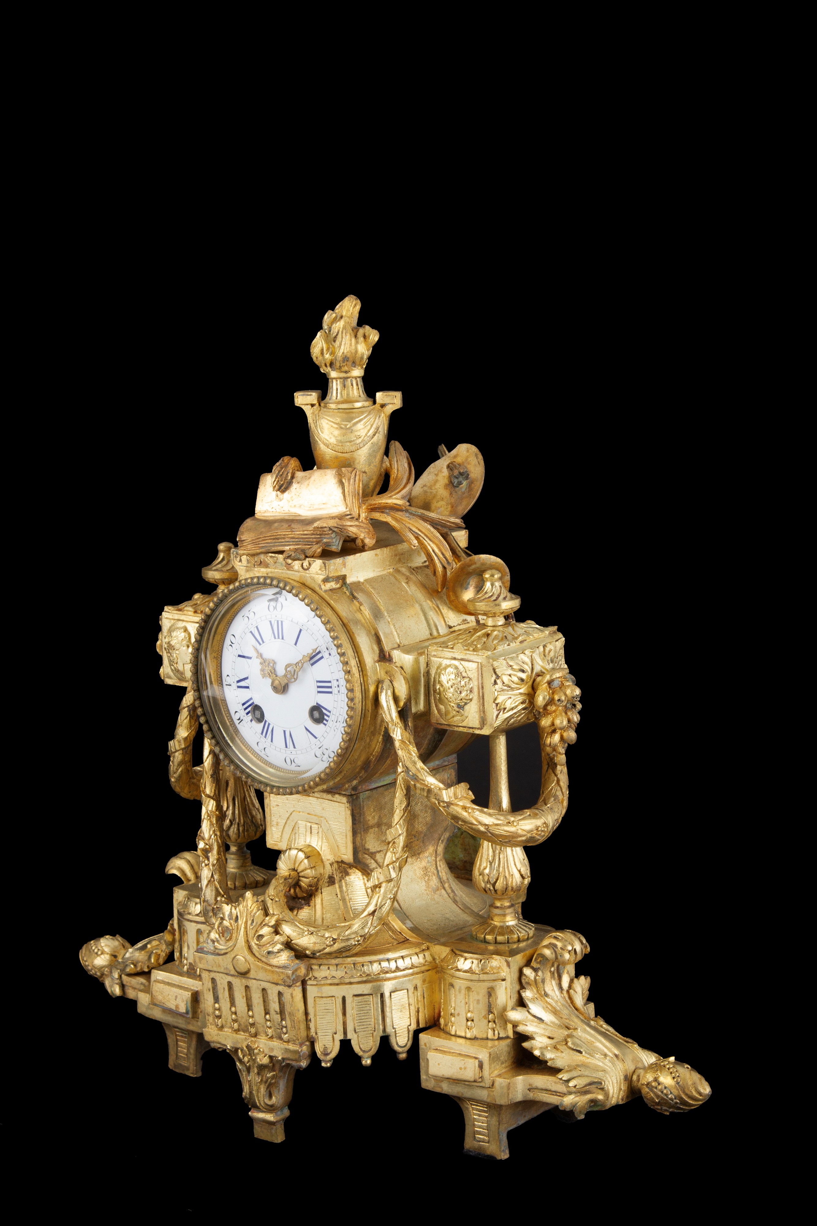 Orologio in bronzo dorato, periodo Luigi XV