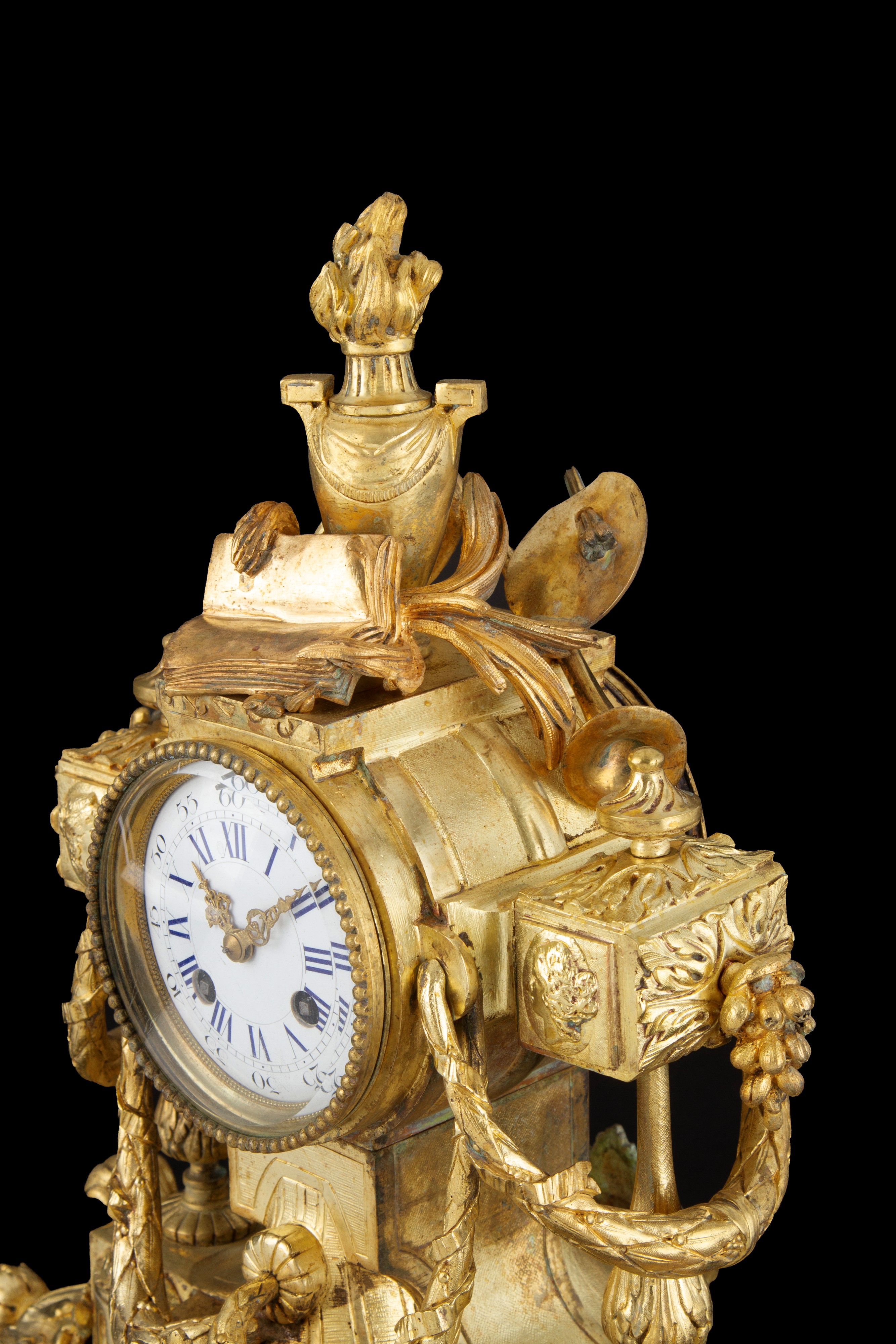 Orologio in bronzo dorato, periodo Luigi XV