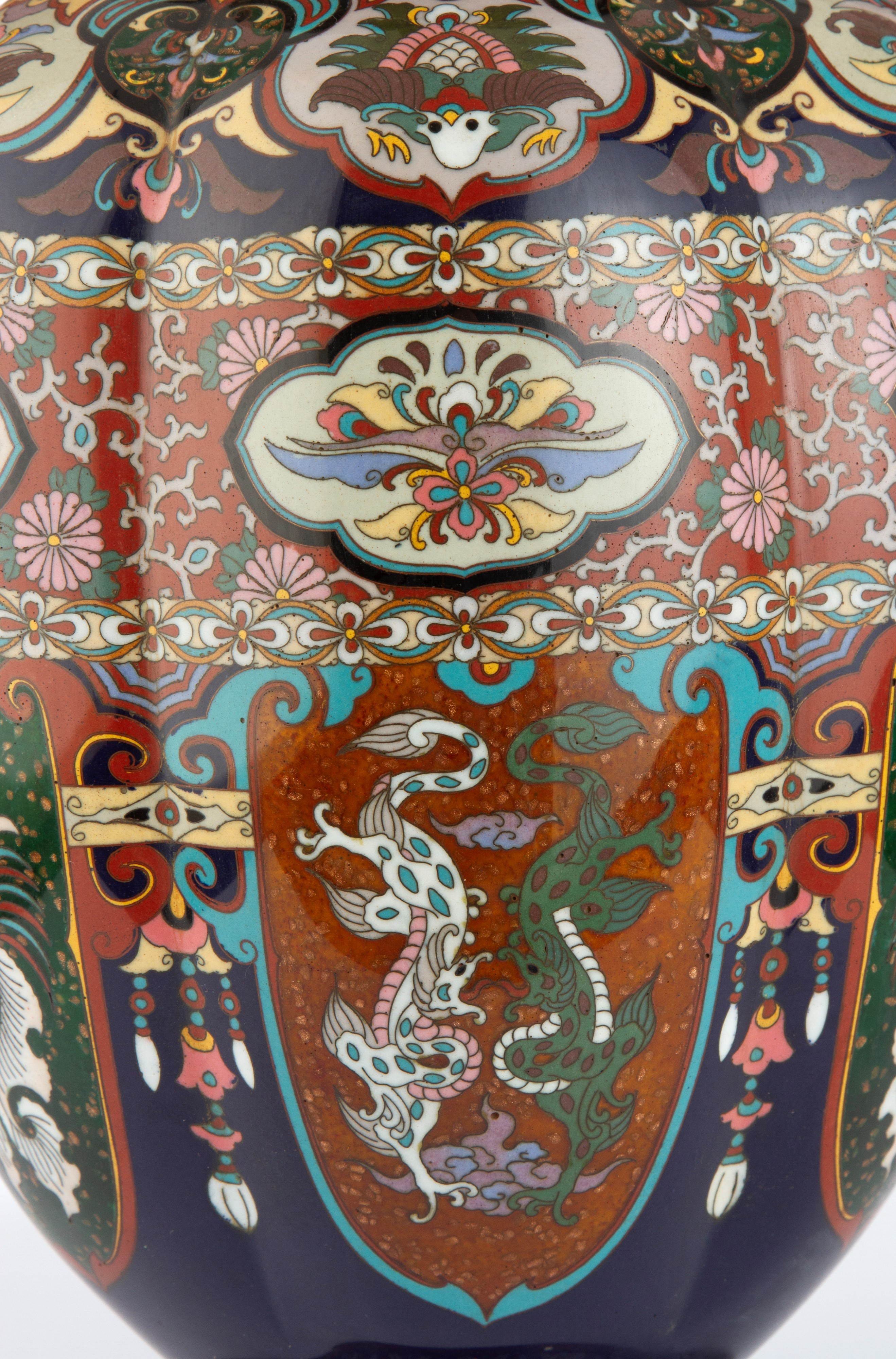 Vaso con coperchio in rame