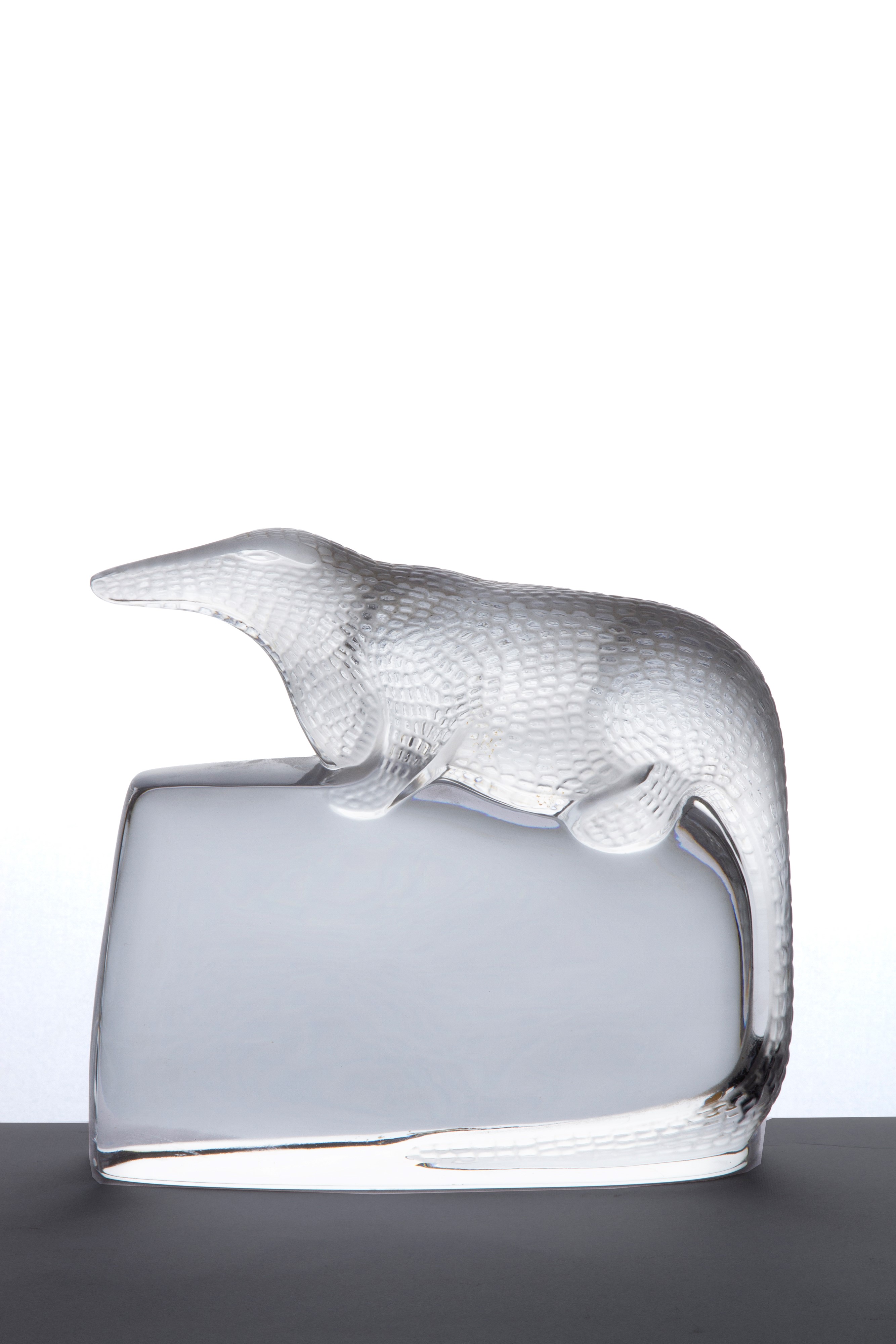 LALIQUE, Coppia di fermalibri a forma di pangolini in cristallo