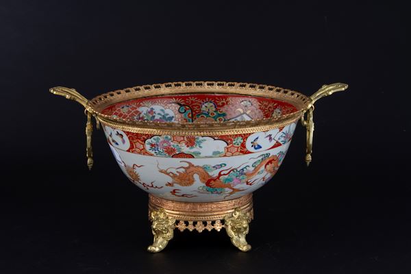 Large Imari bowl