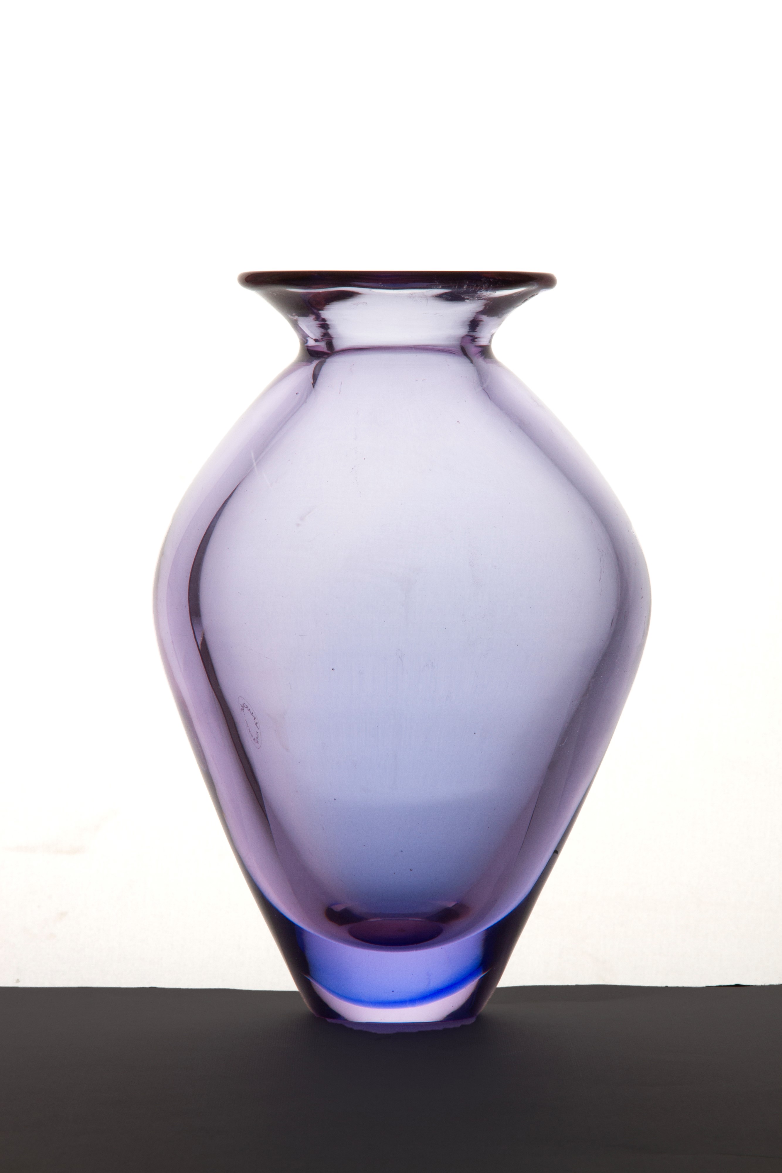 V. NASON & Co., Vaso in vetro di Murano color malva