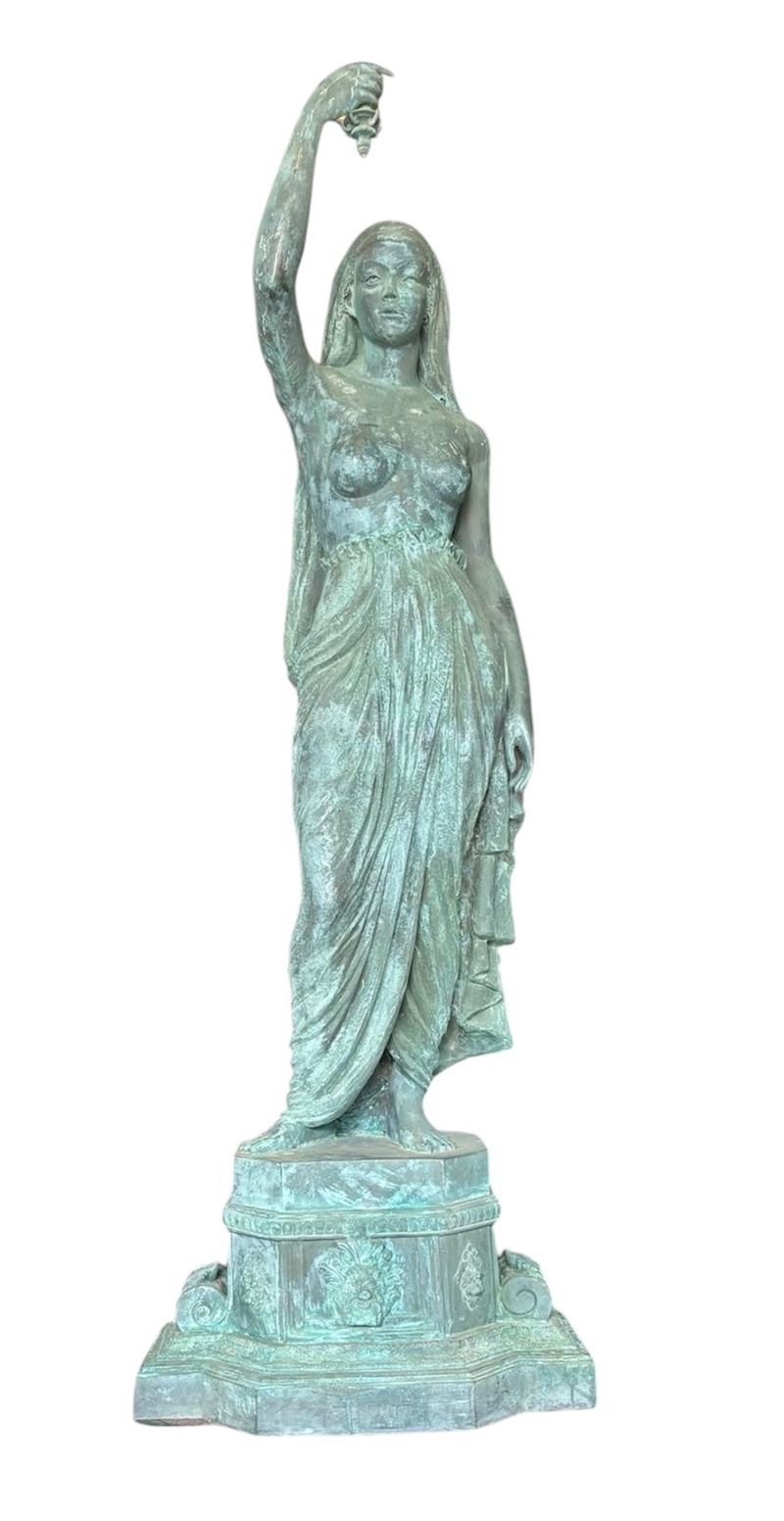 Scultura a lampada "FIGURA FEMMINILE"