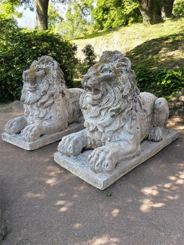 Pair of 'LIONS'