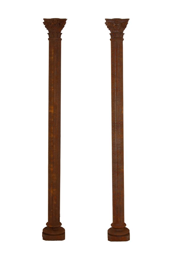Pair of cast iron columns