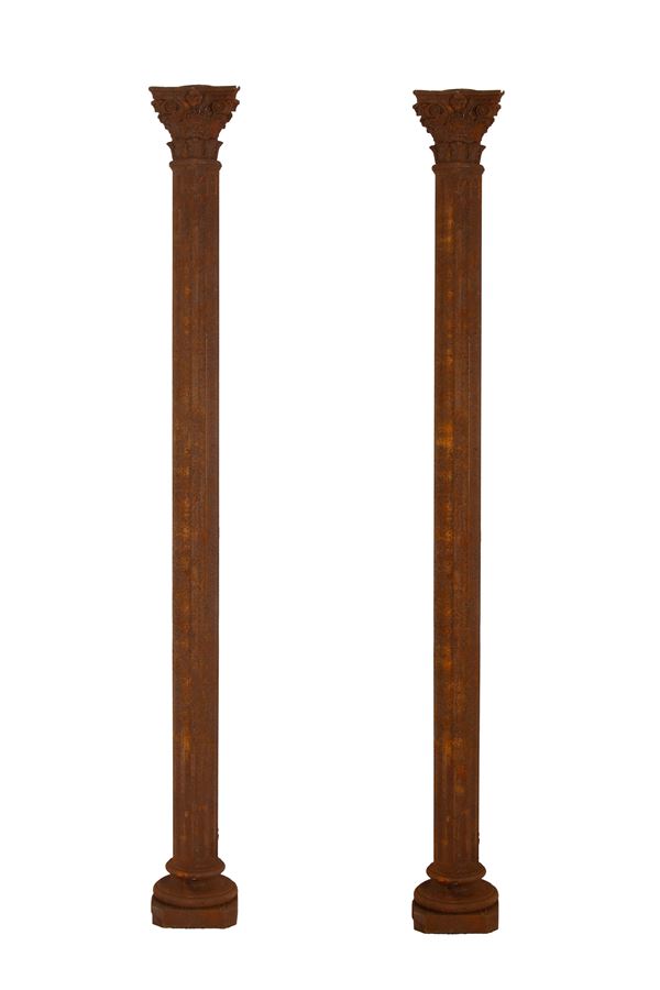 Pair of cast iron columns