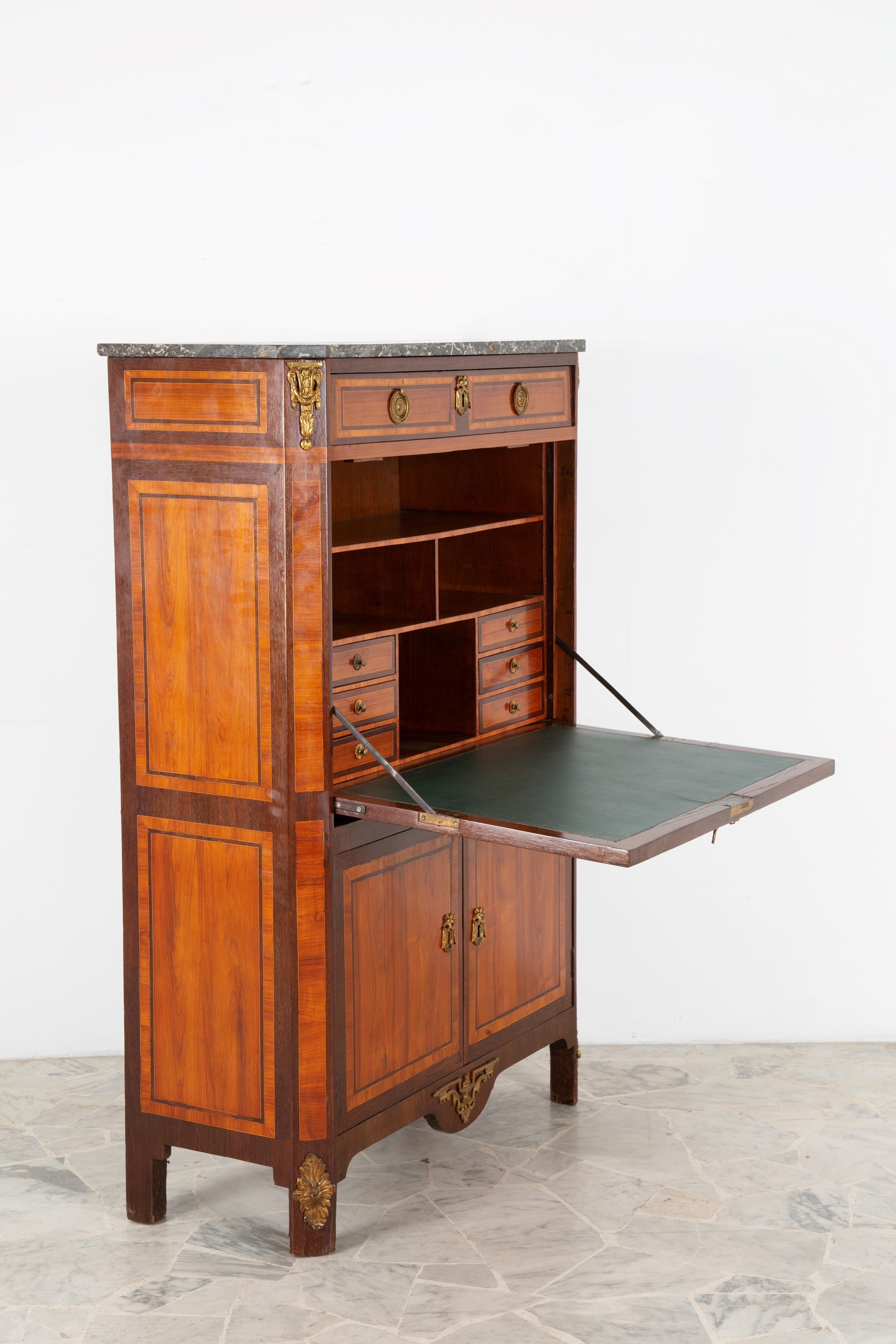 Secretaire