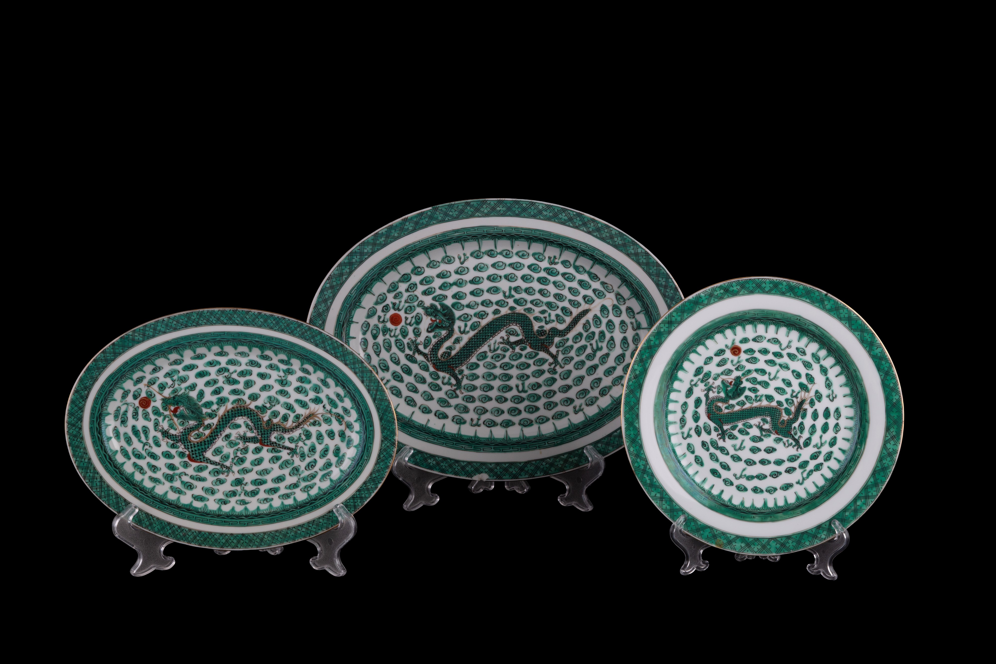 Servizio in porcellana con draghi