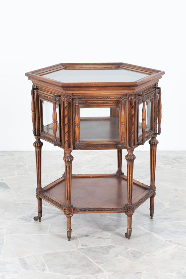 Tavolino-vetrinetta ottagonale