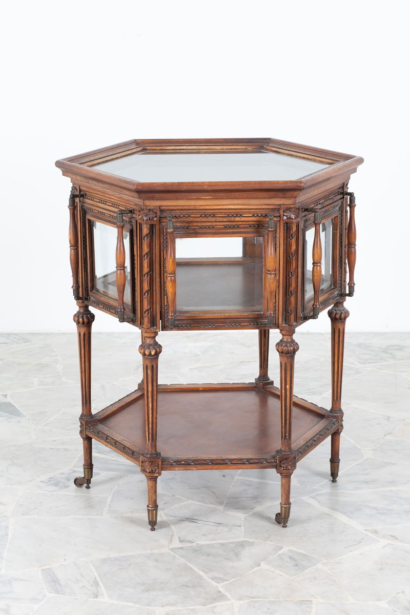 Tavolino-vetrinetta ottagonale