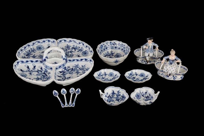 Servizio mod. Cipolla blu in porcellana. MEISSEN