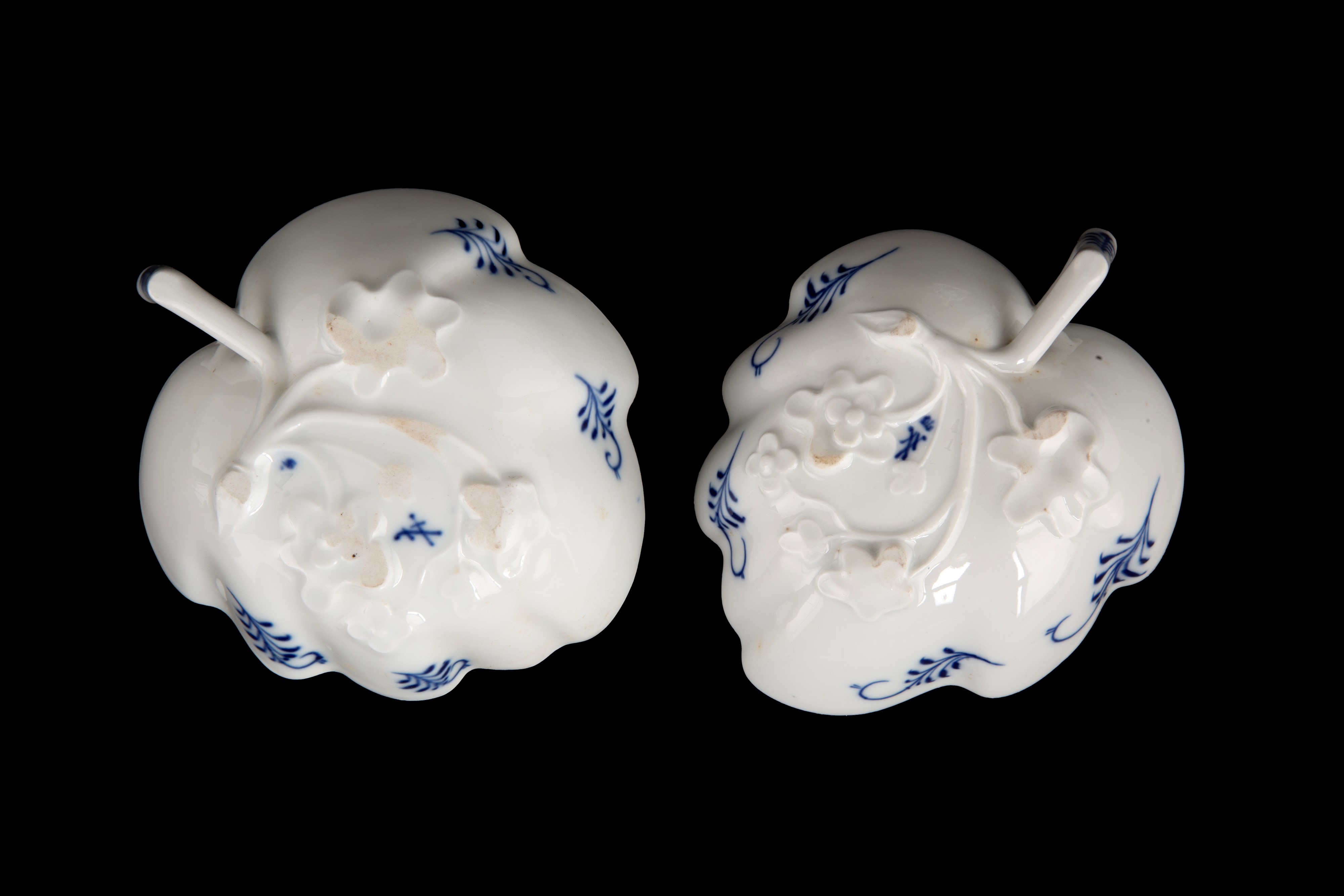 Servizio mod. Cipolla blu in porcellana. MEISSEN