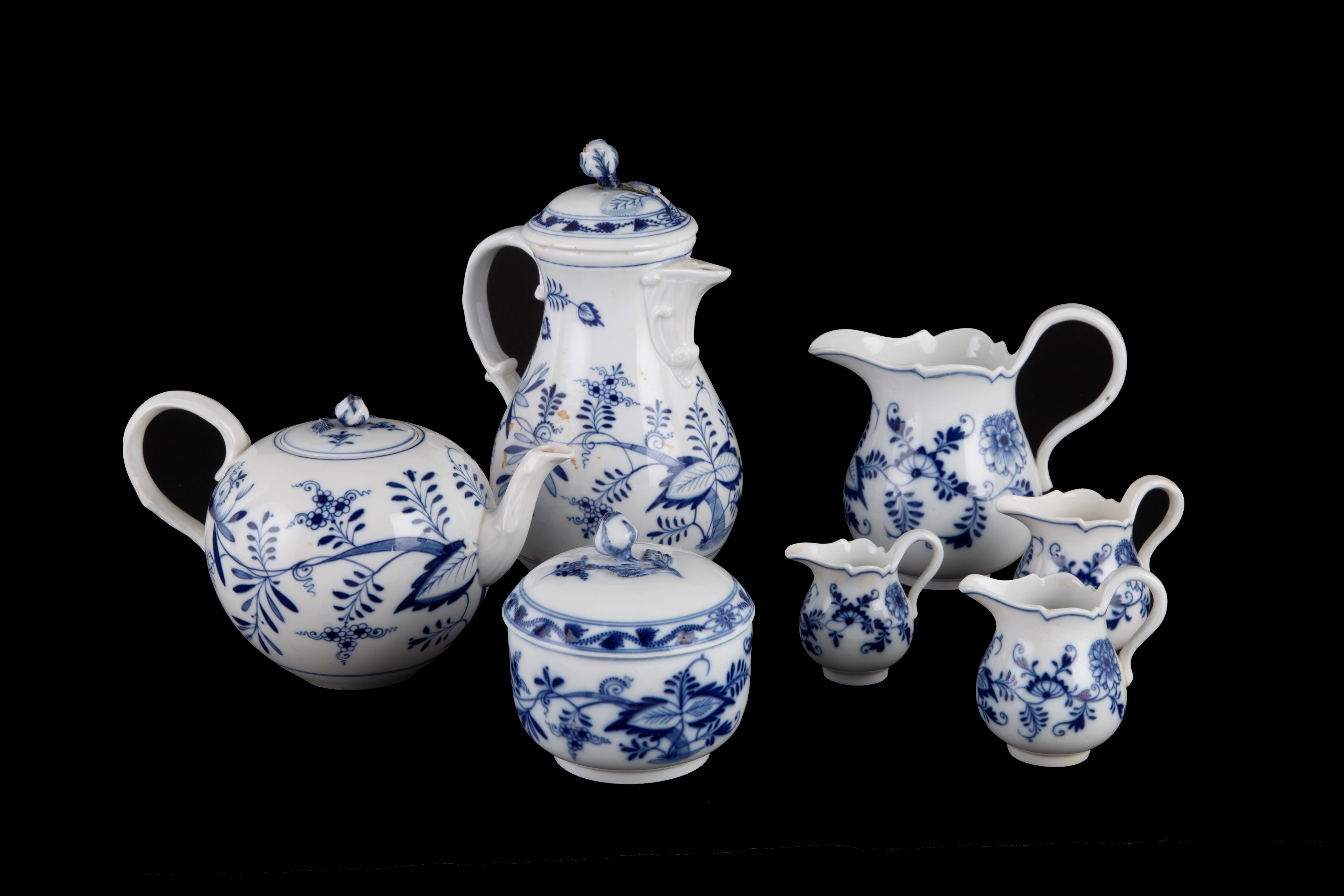 Servizio mod. Cipolla blu in porcellana. MEISSEN