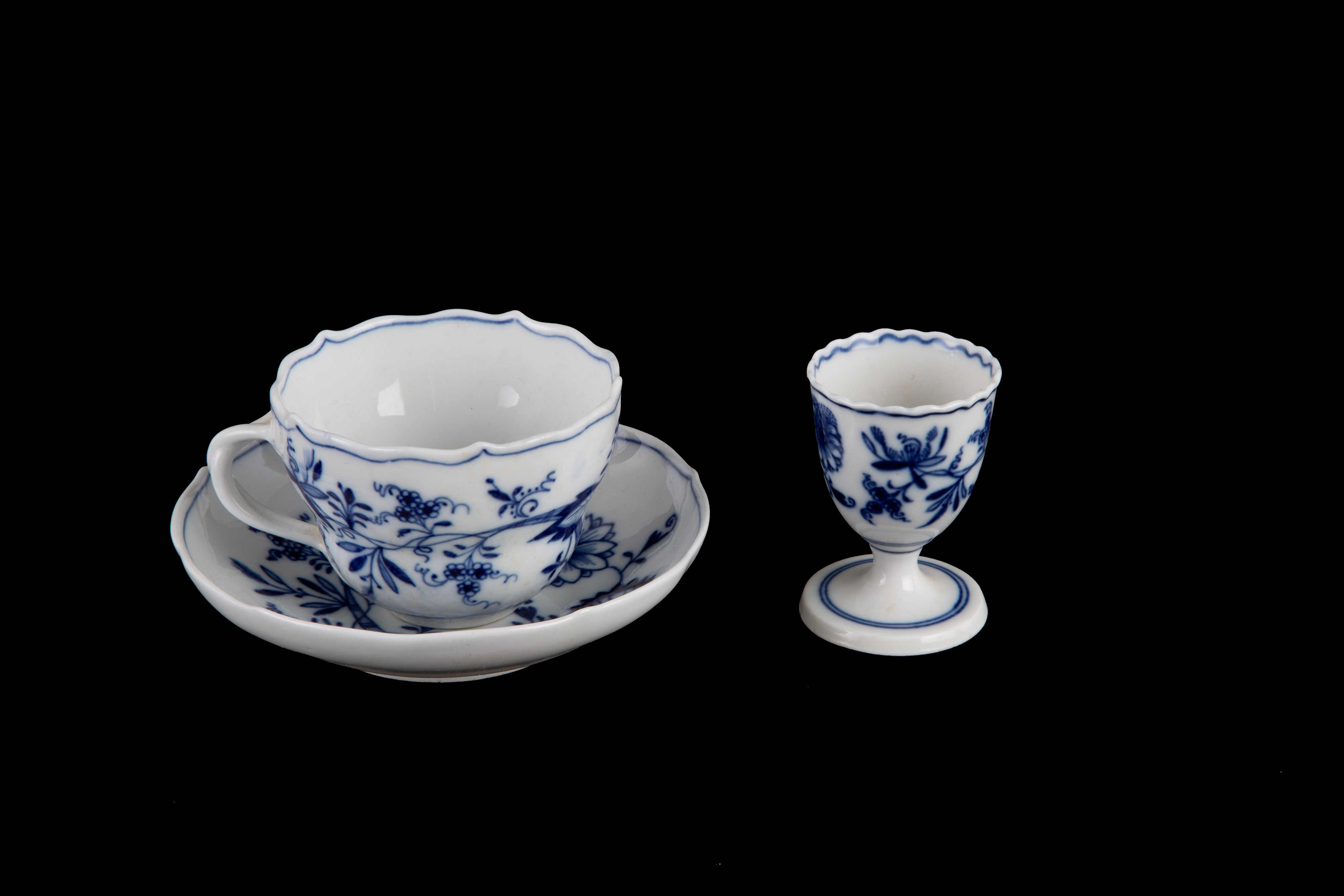 Servizio mod. Cipolla blu in porcellana. MEISSEN