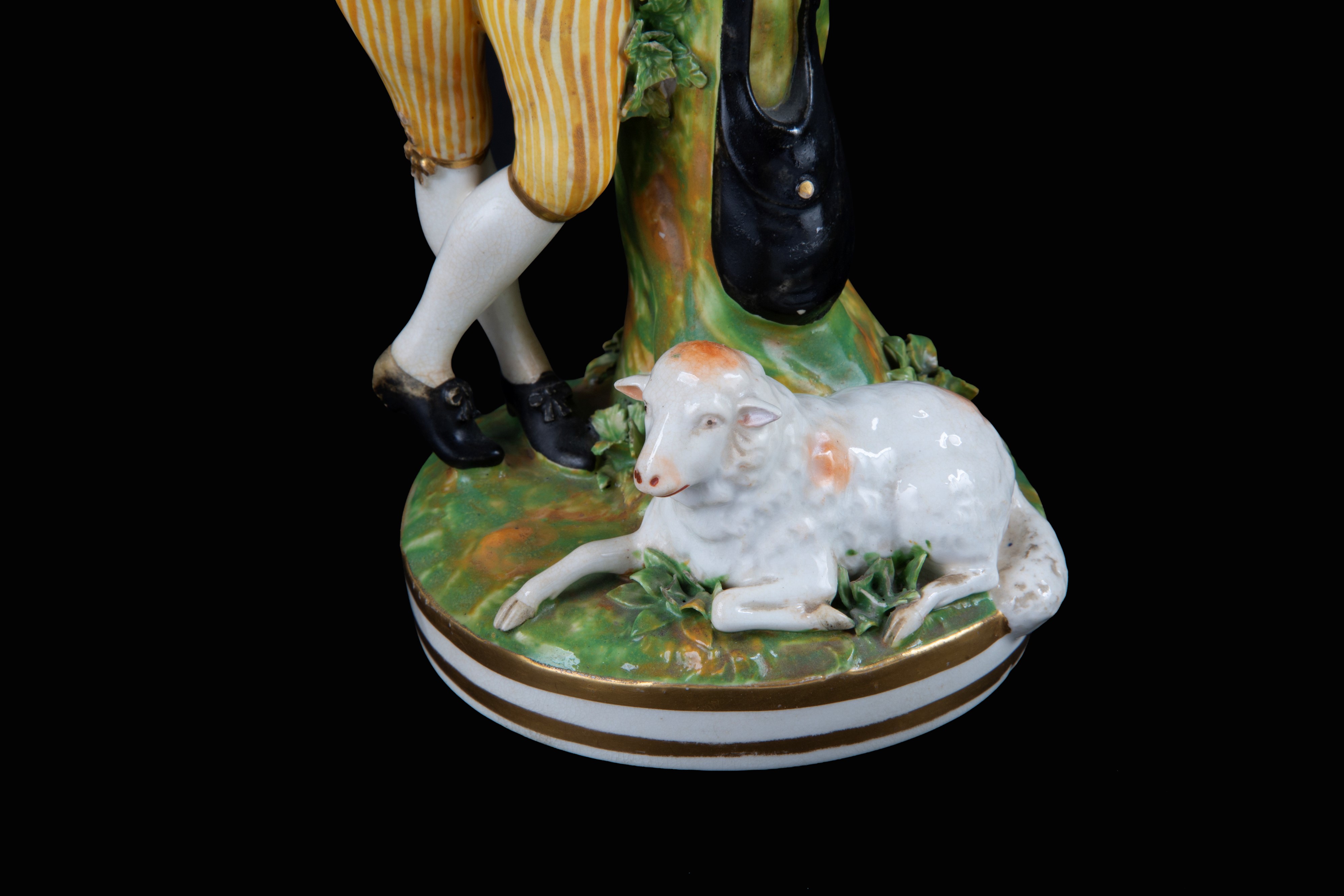 Coppia di statuine "PASTORI E CONTADINELLA"