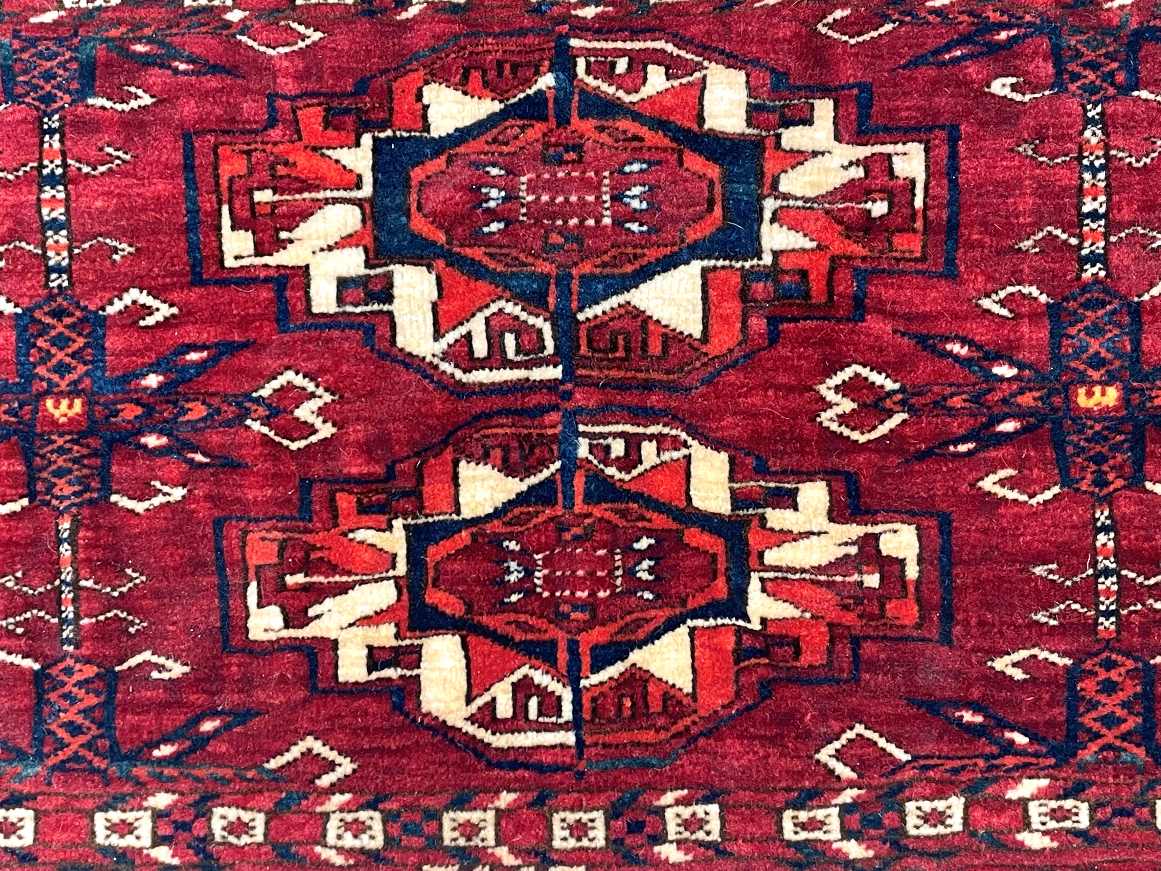 Tappeto Tekkè, Turkestan occidentale, XIX secolo, 40x120 cm