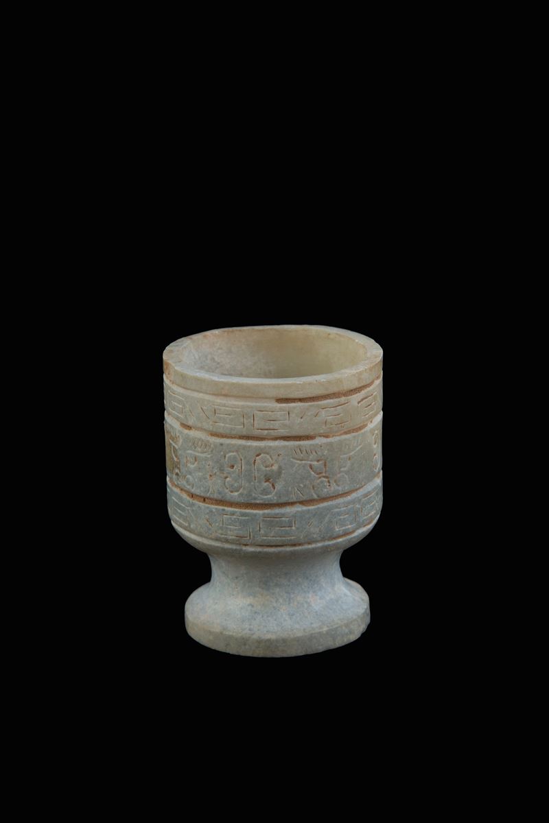 Piccolo calice in giada