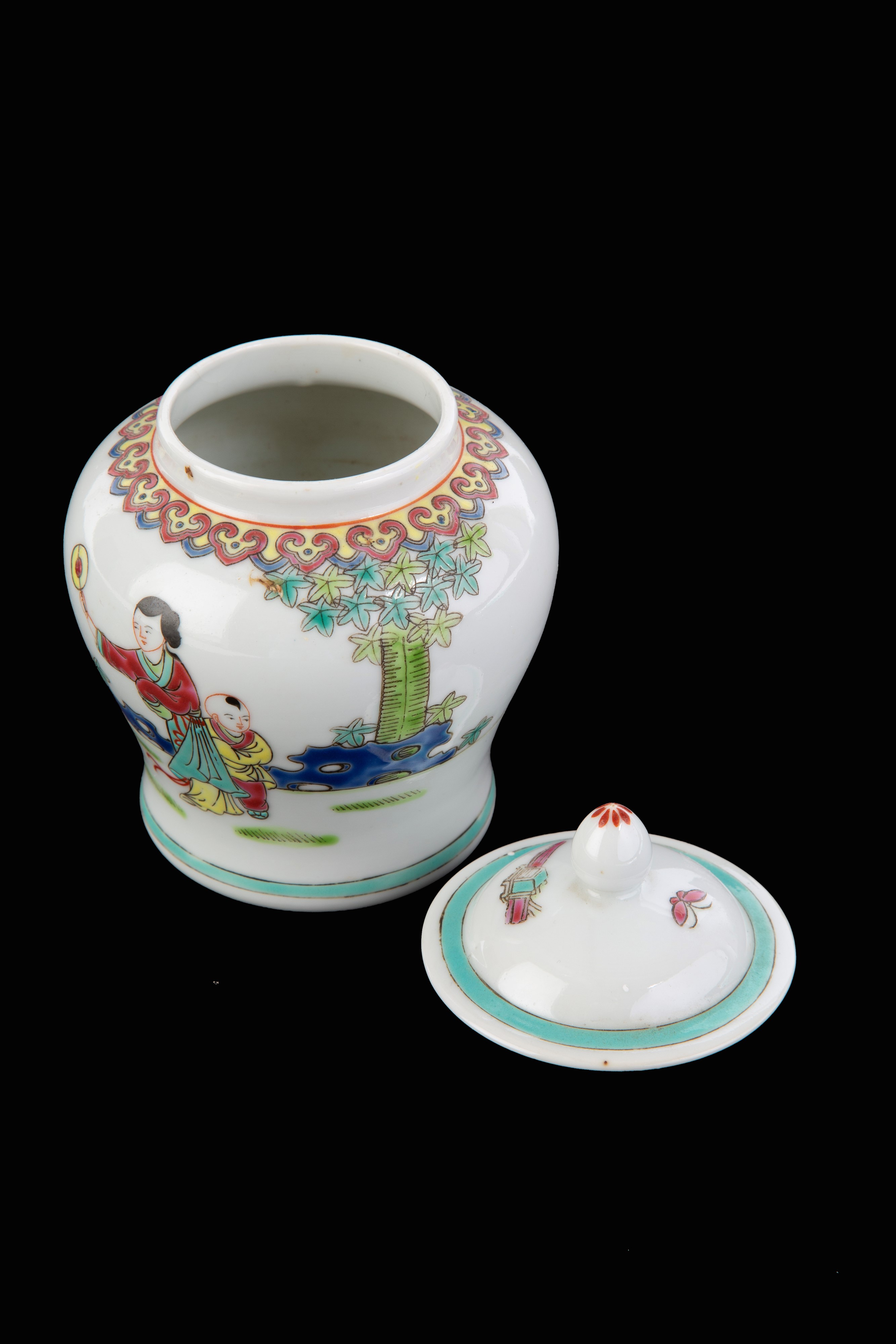 Vasetto con coperchio