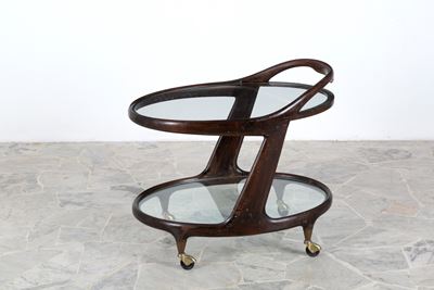 Carrello a vassoio, legno curvato e piani in vetro, Inizi XX secolo