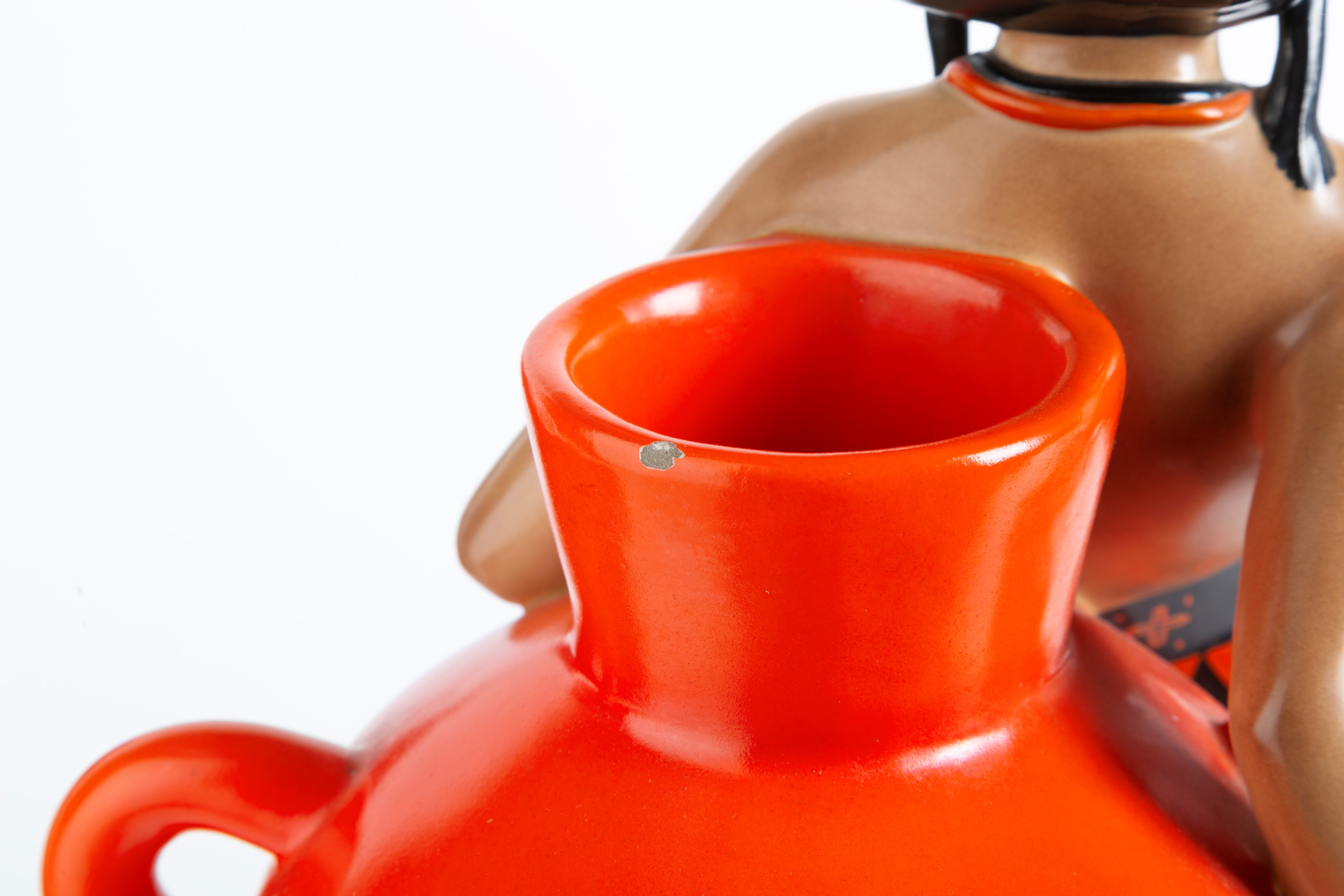 Abele Jacobi - Abele Giacobi, Ragazza abissina appoggiata ad un'anfora, scultura in ceramica per ...