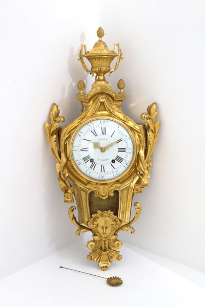 Orologio Cartel da muro in bronzo dorato e smaltato, XIX secolo