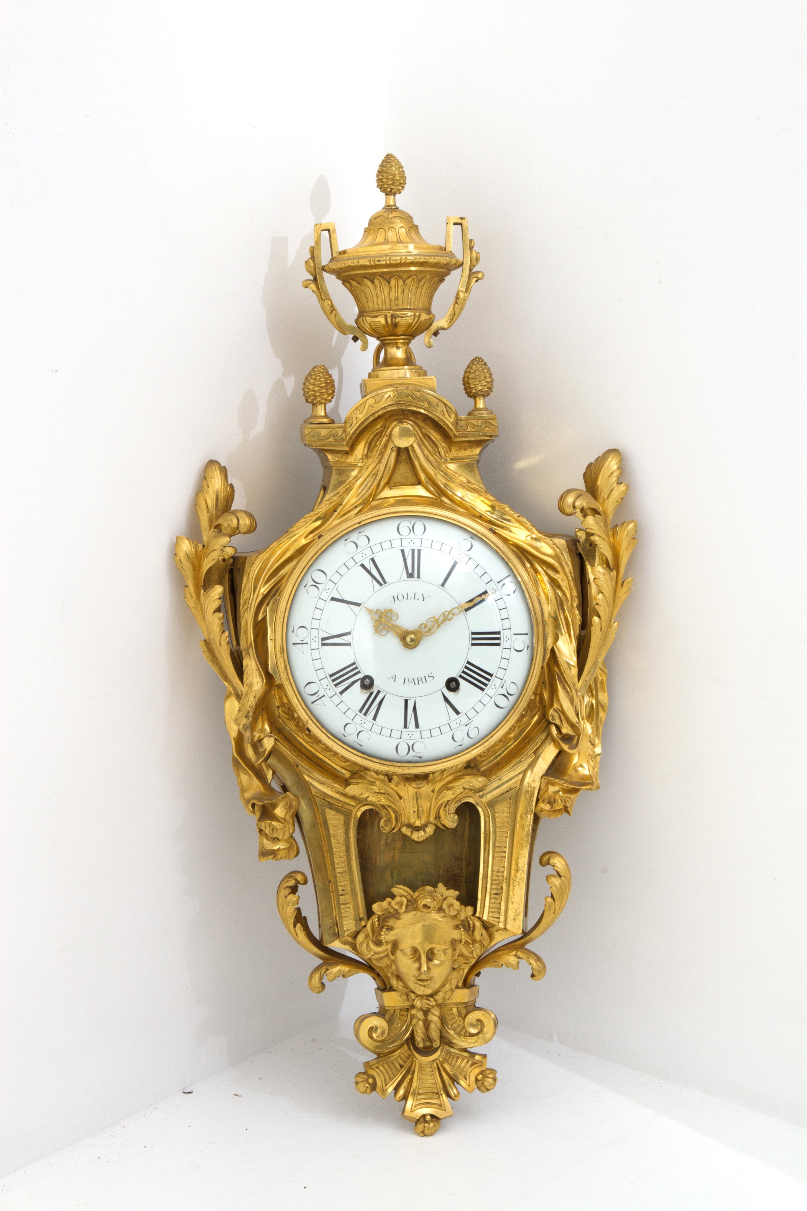 Orologio Cartel da muro in bronzo dorato e smaltato, XIX secolo