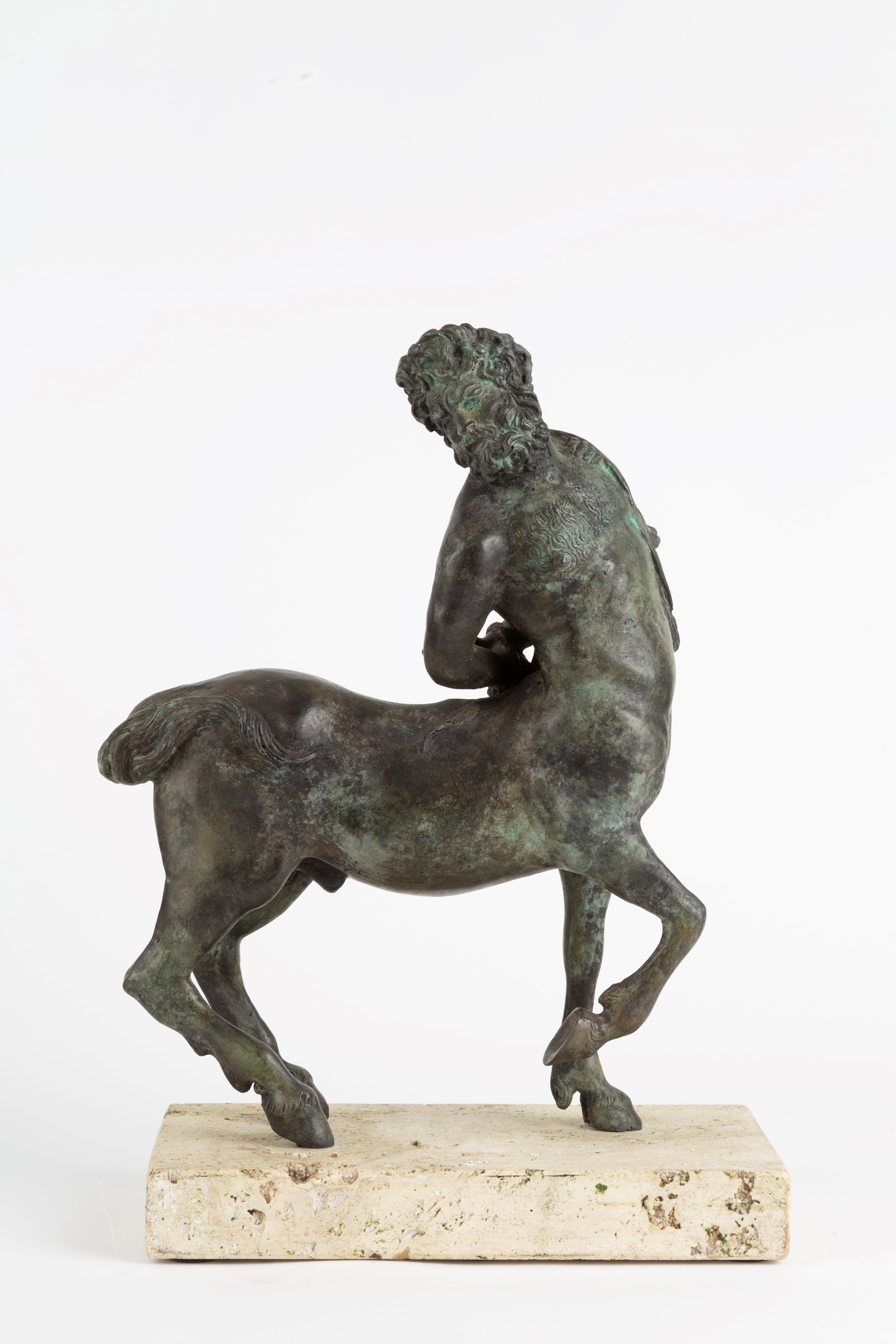 Coppia di Sculture "centauri"