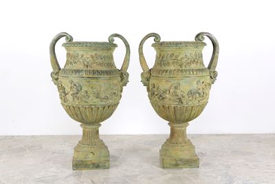 Coppia di vasi in bronzo, 123x73x56 cm ca.