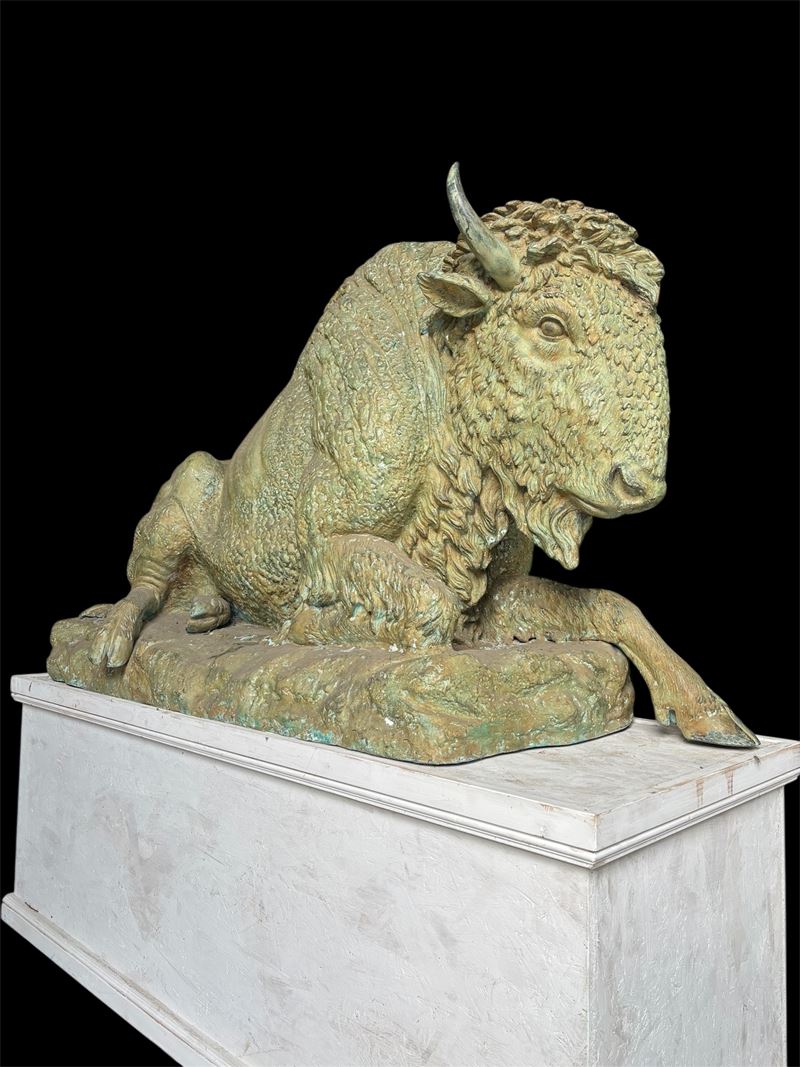 Scultura di bronzo, BUFALO