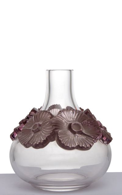 LALIQUE, Vaso in vetro con decorazione floreale in rilievo