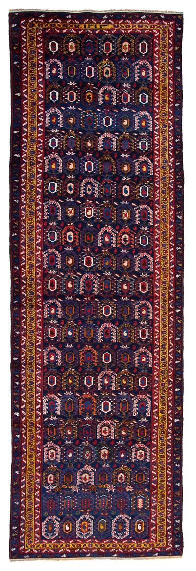 Tappeto Shirvan, Caucaso, datato 1314 H.E. (1896), cm 365x108