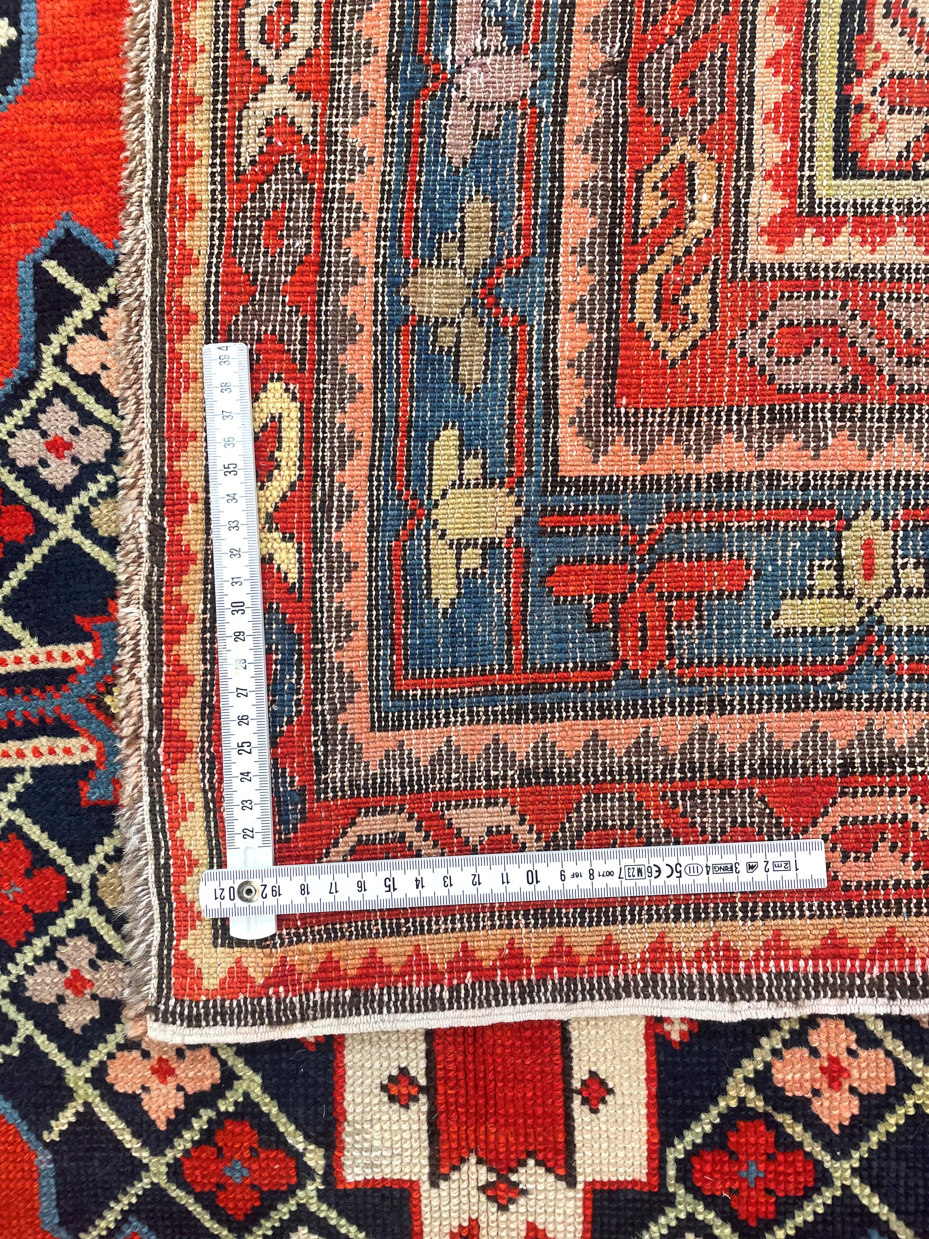 Tappeto Karabagh, Caucaso, circa 1900, 342x130 cm