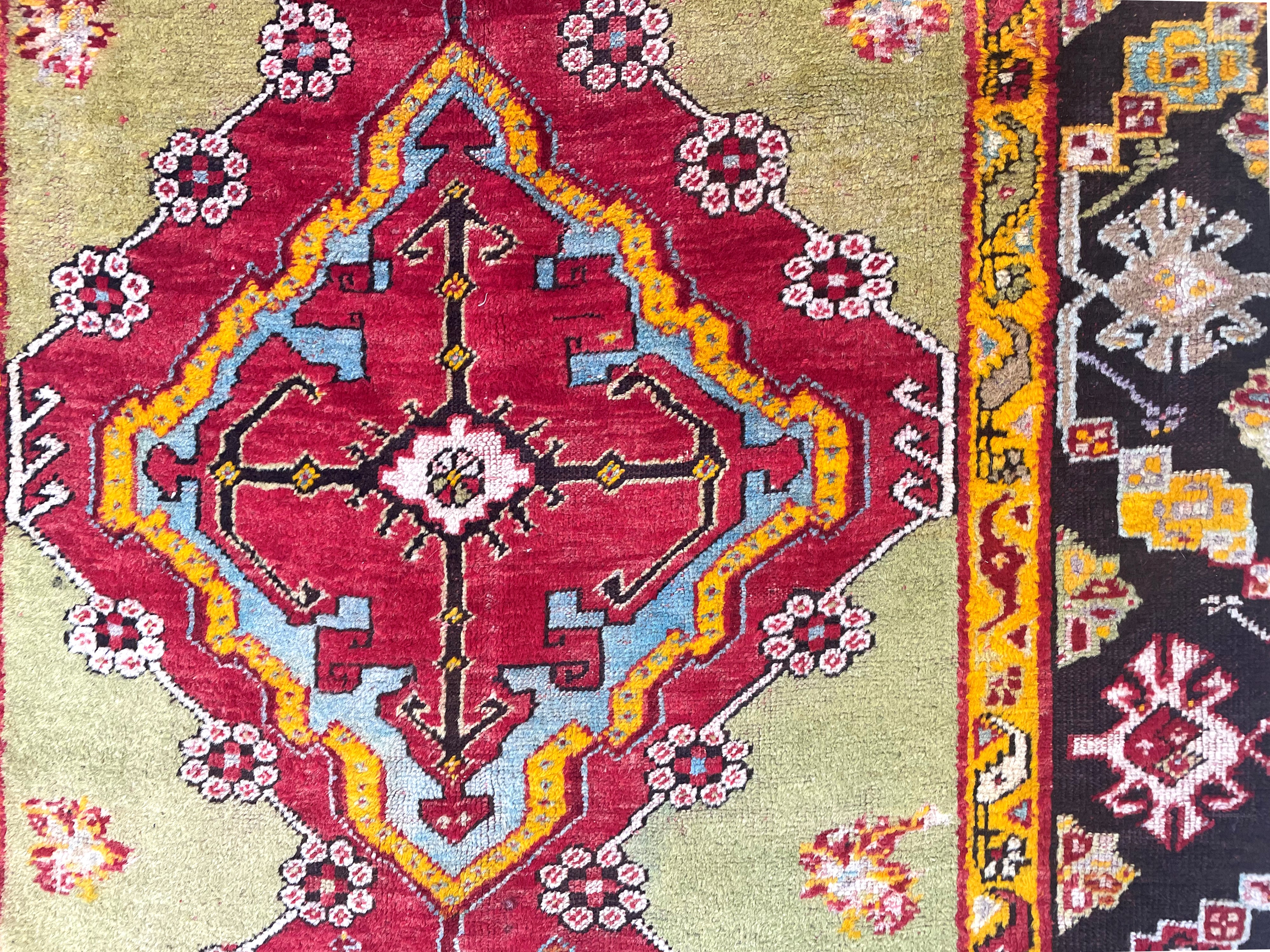 Tappeto Kirsheir, Anatolia occidentale, inizio XX secolo, 460x132 cm