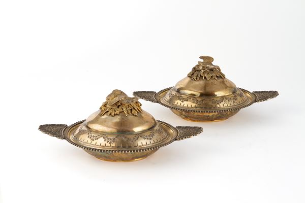 Coppia di legumiere russe