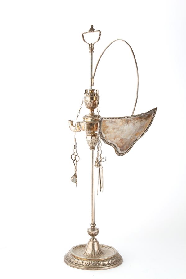 Lucerna romana in argento