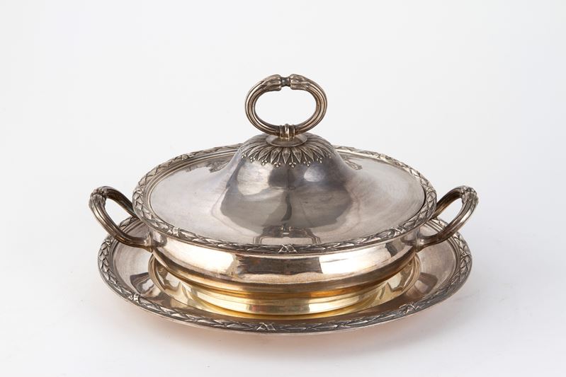 Legumiera in argento. ODIOT, Paris