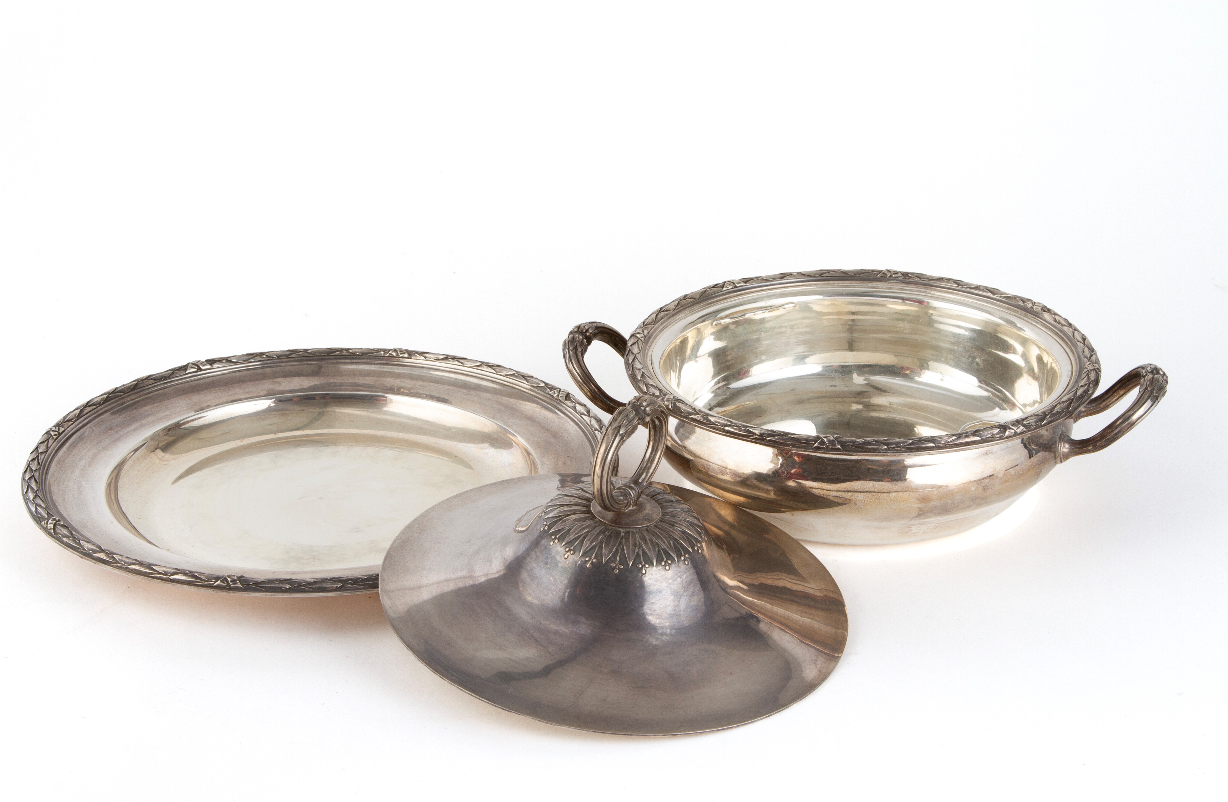 Legumiera in argento. ODIOT, Paris