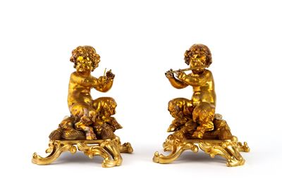 Coppia di sculture, Giovani satiri seduti su un cuscino, bronzo dorato, XIX secolo