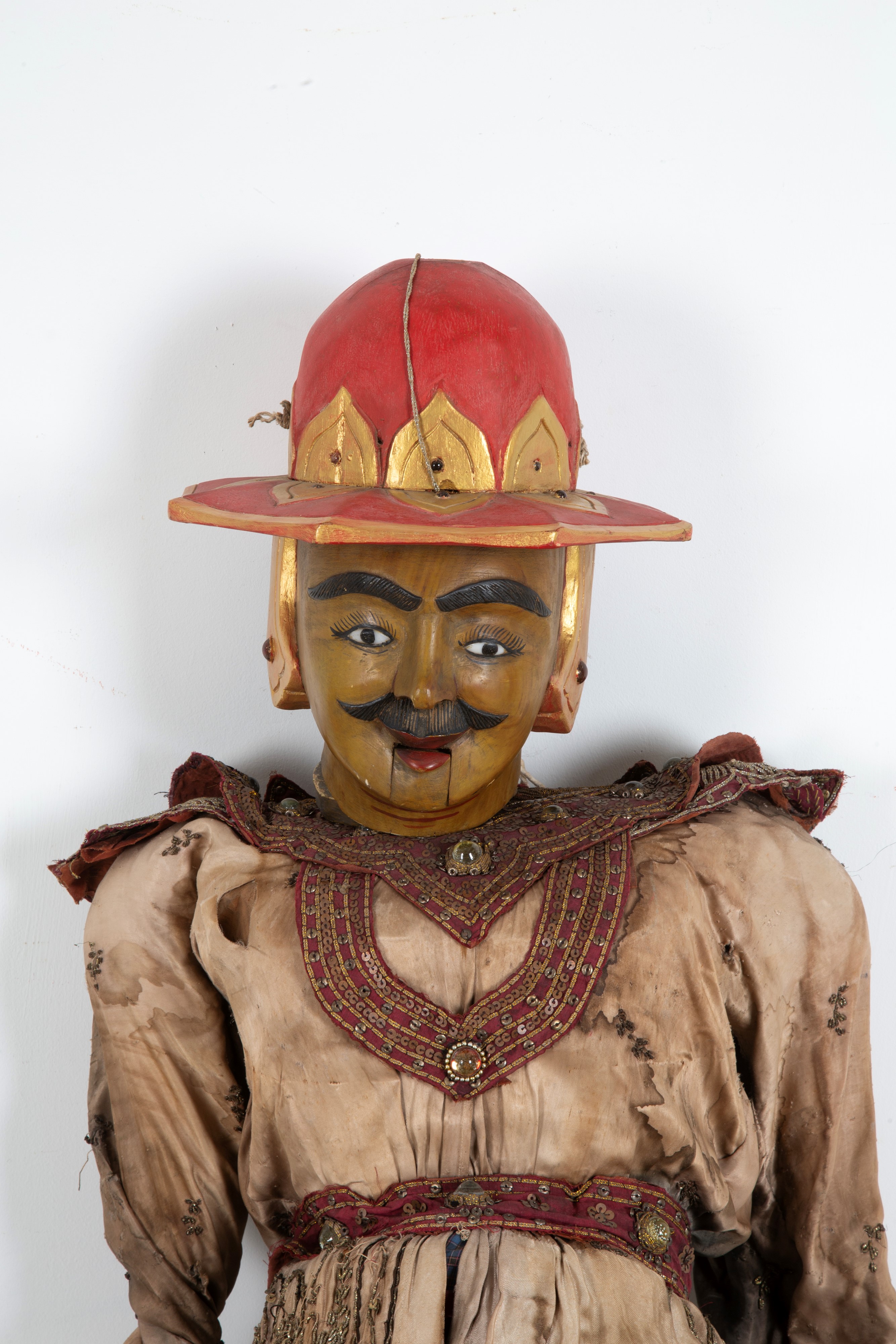 Marionetta birmana in legno e stoffa