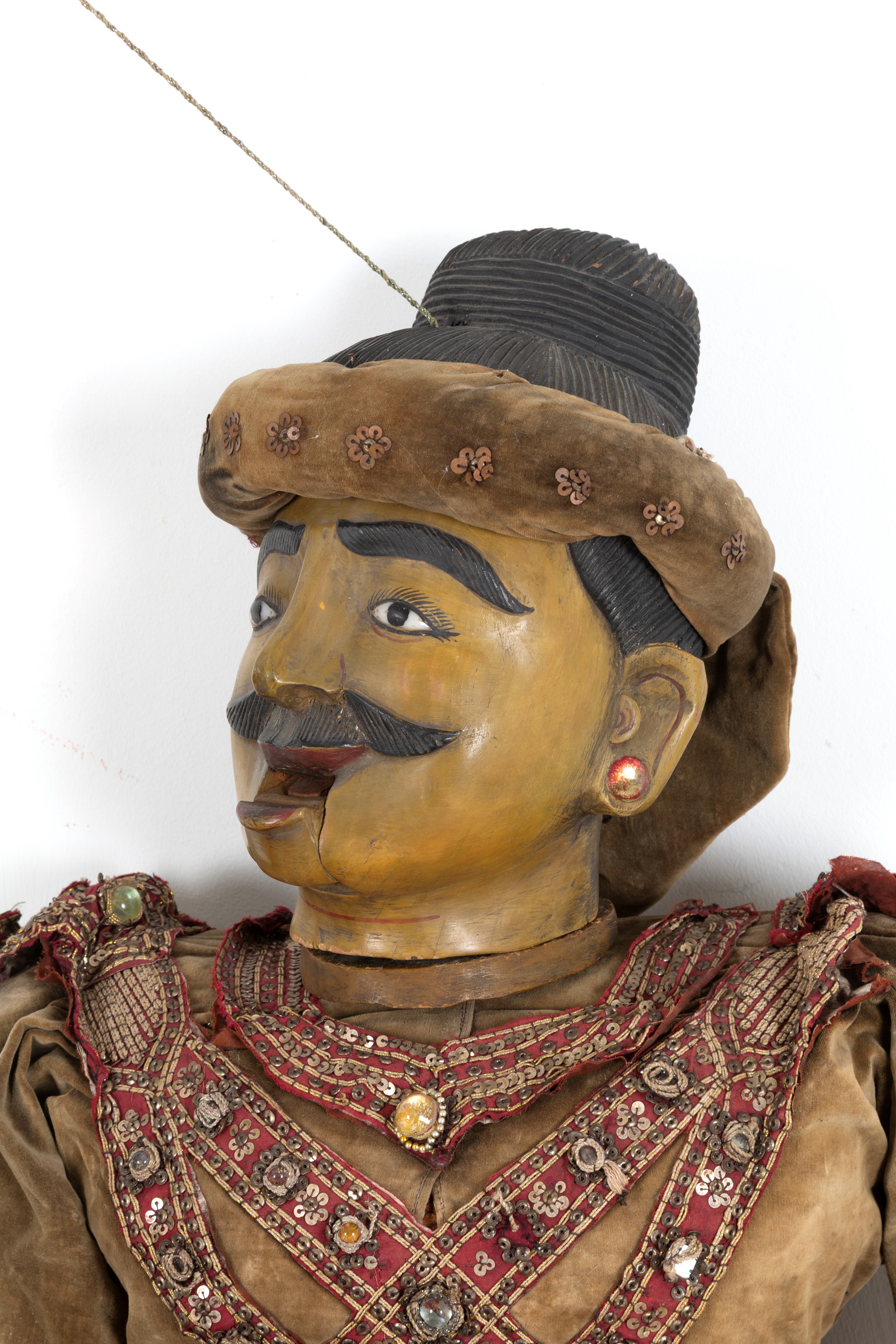 Marionetta birmana in legno e stoffa