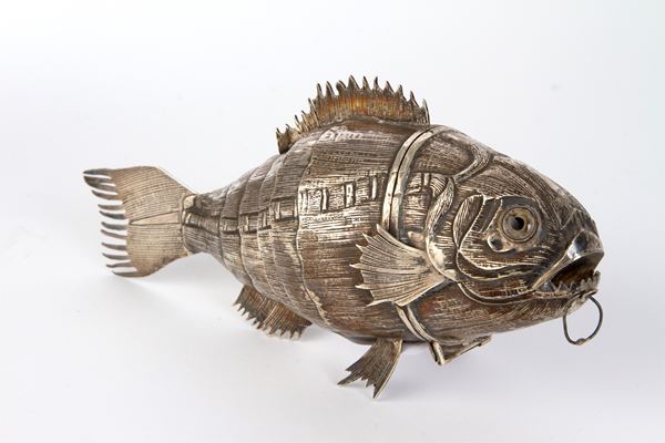 Pesce in argento