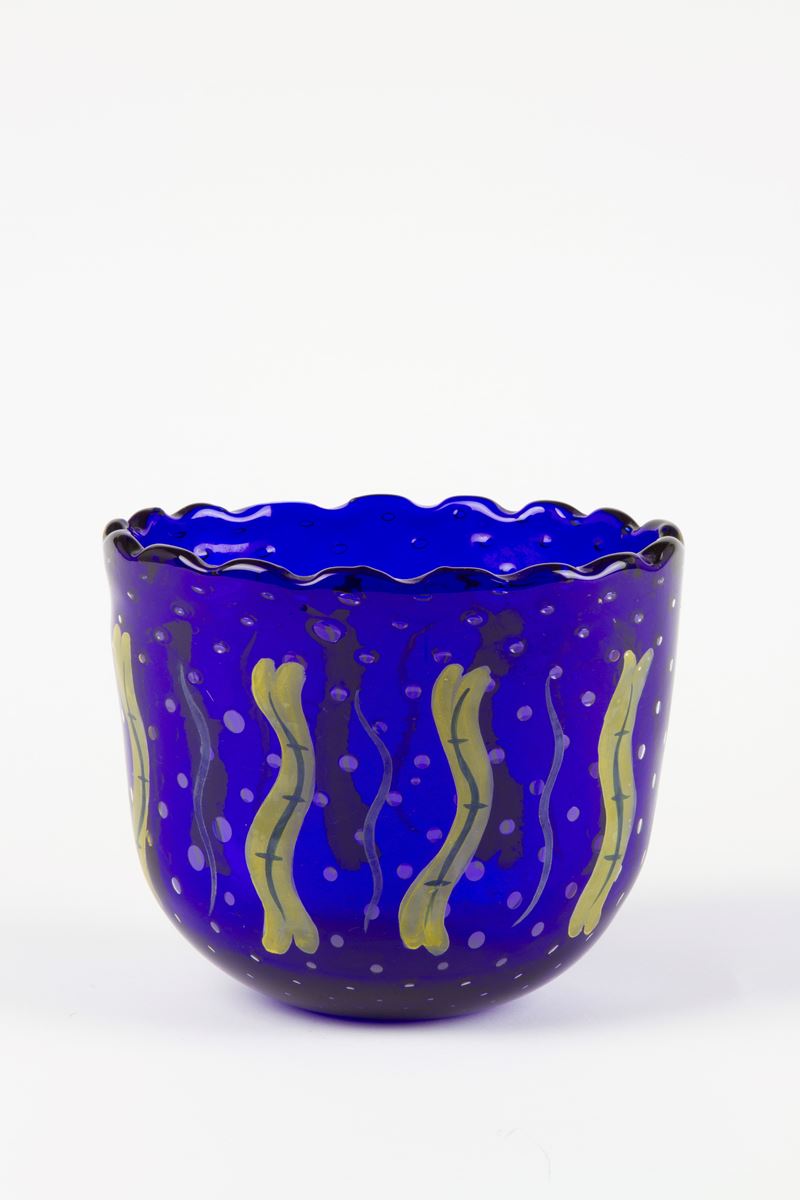 Massimo Giacon - Vaso in vetro soffiato blu, produzione Memphis Extra