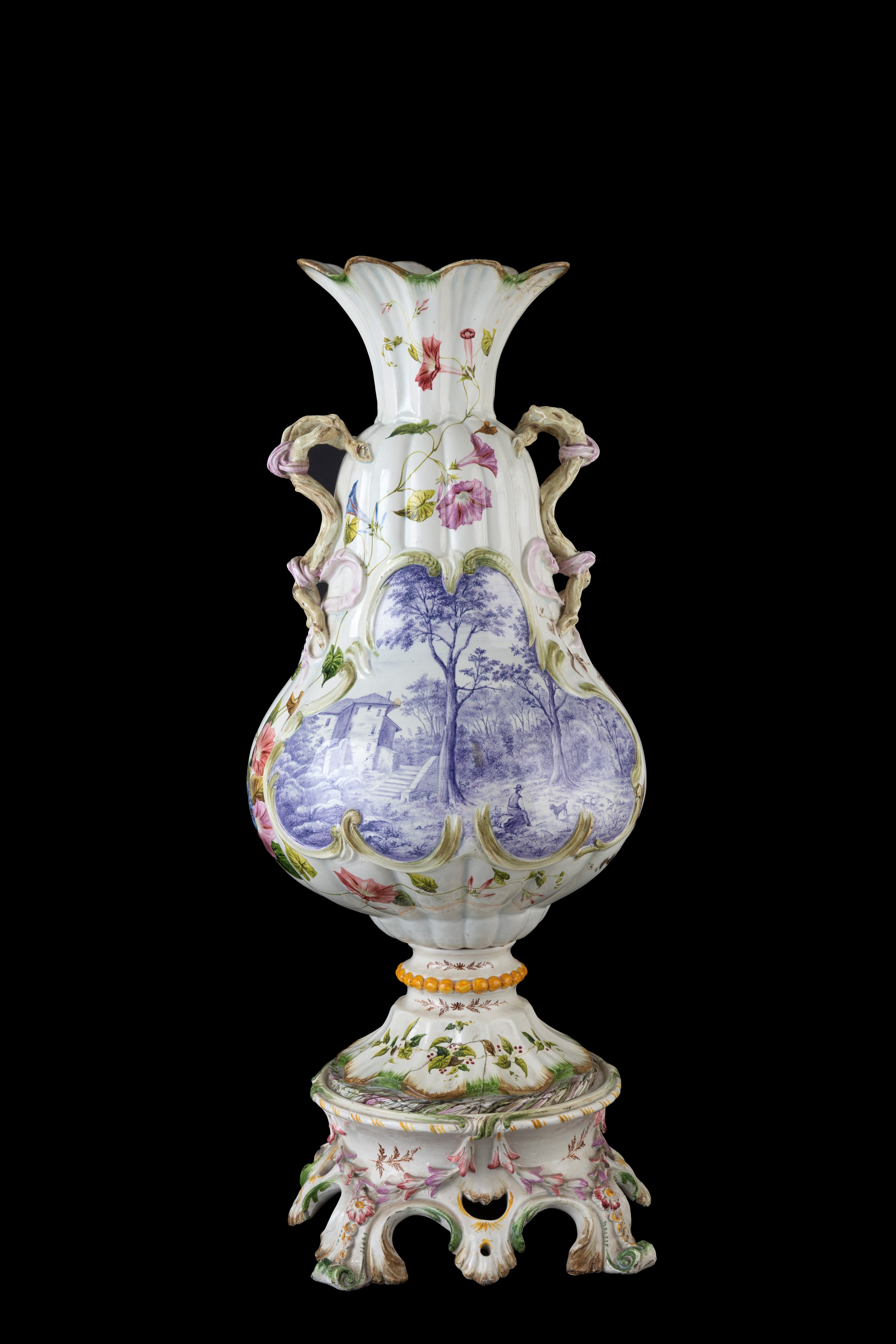 Nove di Bassano, Vaso in ceramica decorato
