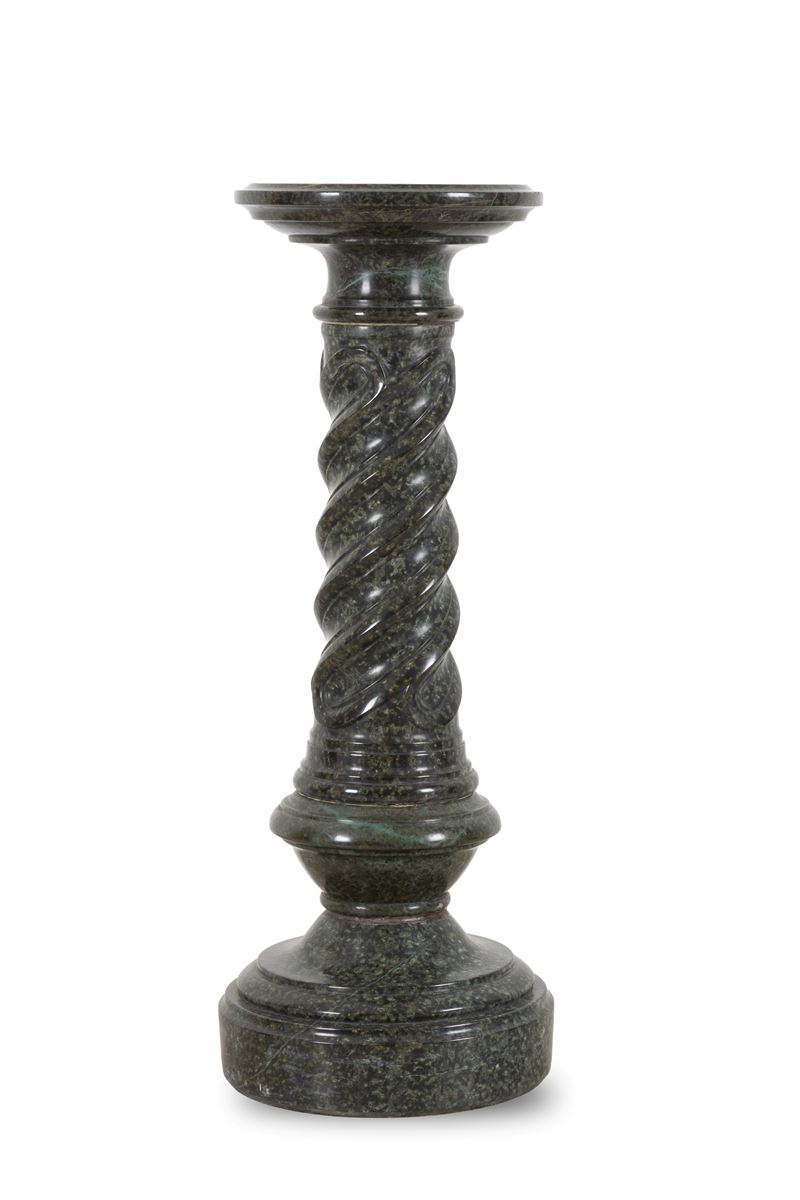 Colonna tornita in marmo verde Alpi, XIX secolo