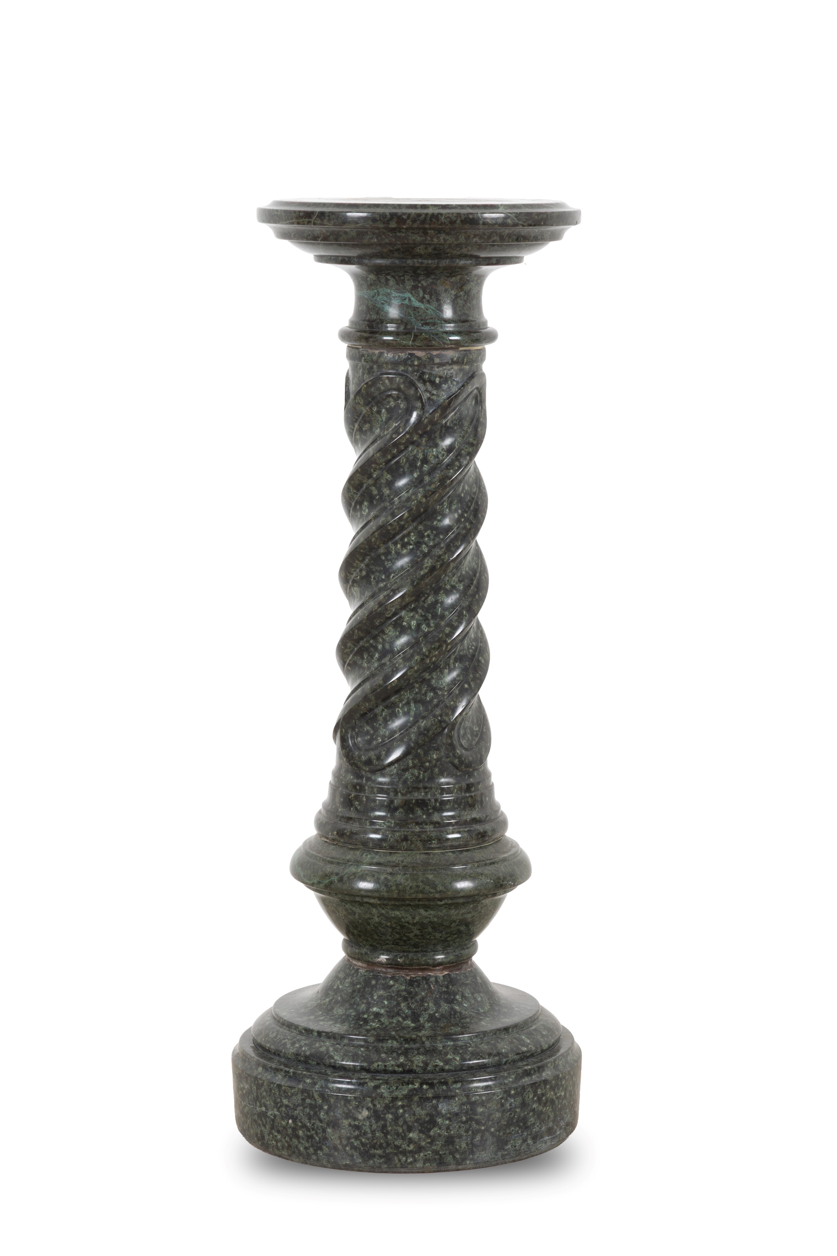 Colonna tornita in marmo verde Alpi, XIX secolo