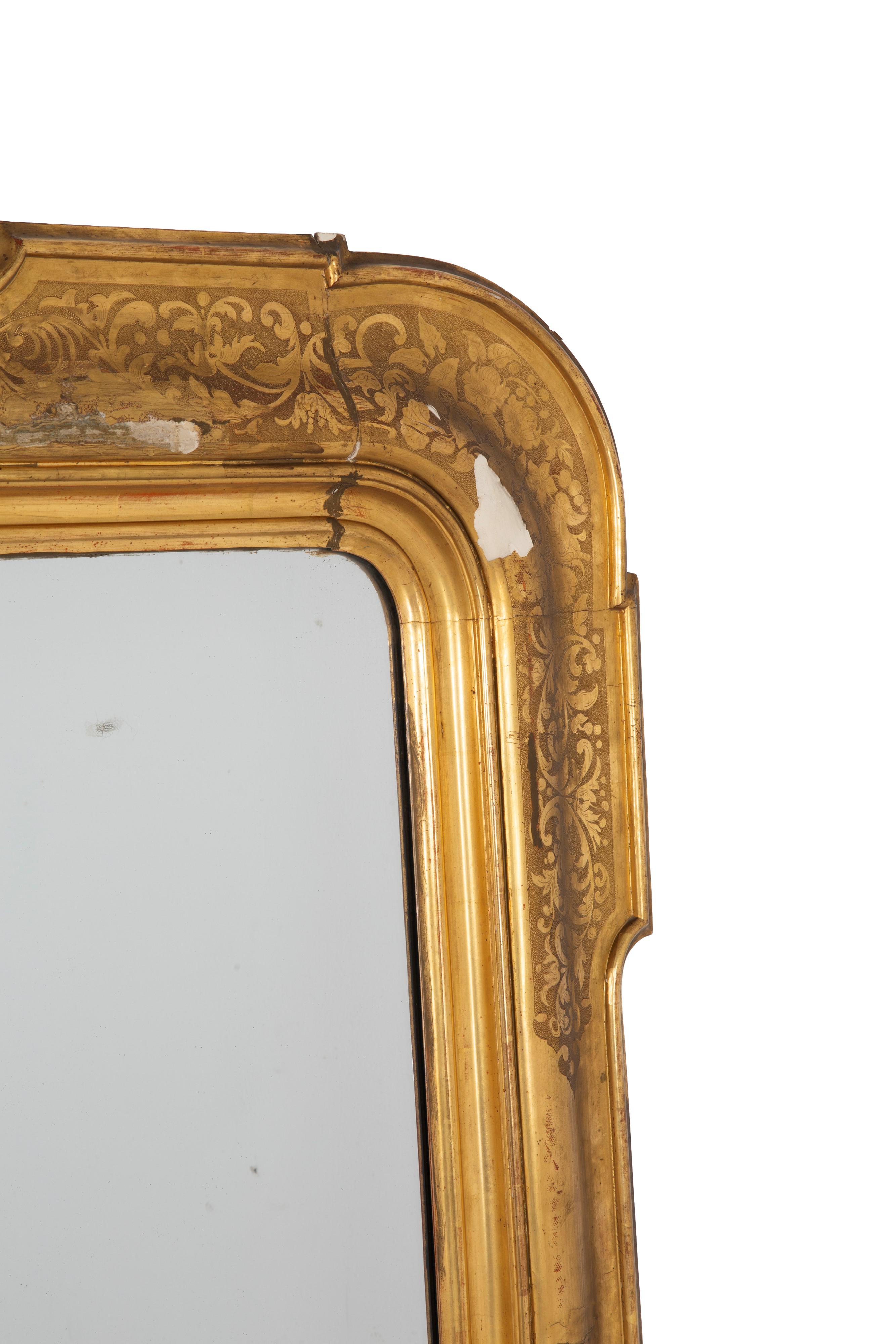 XIX secolo, Grande specchiera a vassoio in legno dorato decorato a motivi floreali