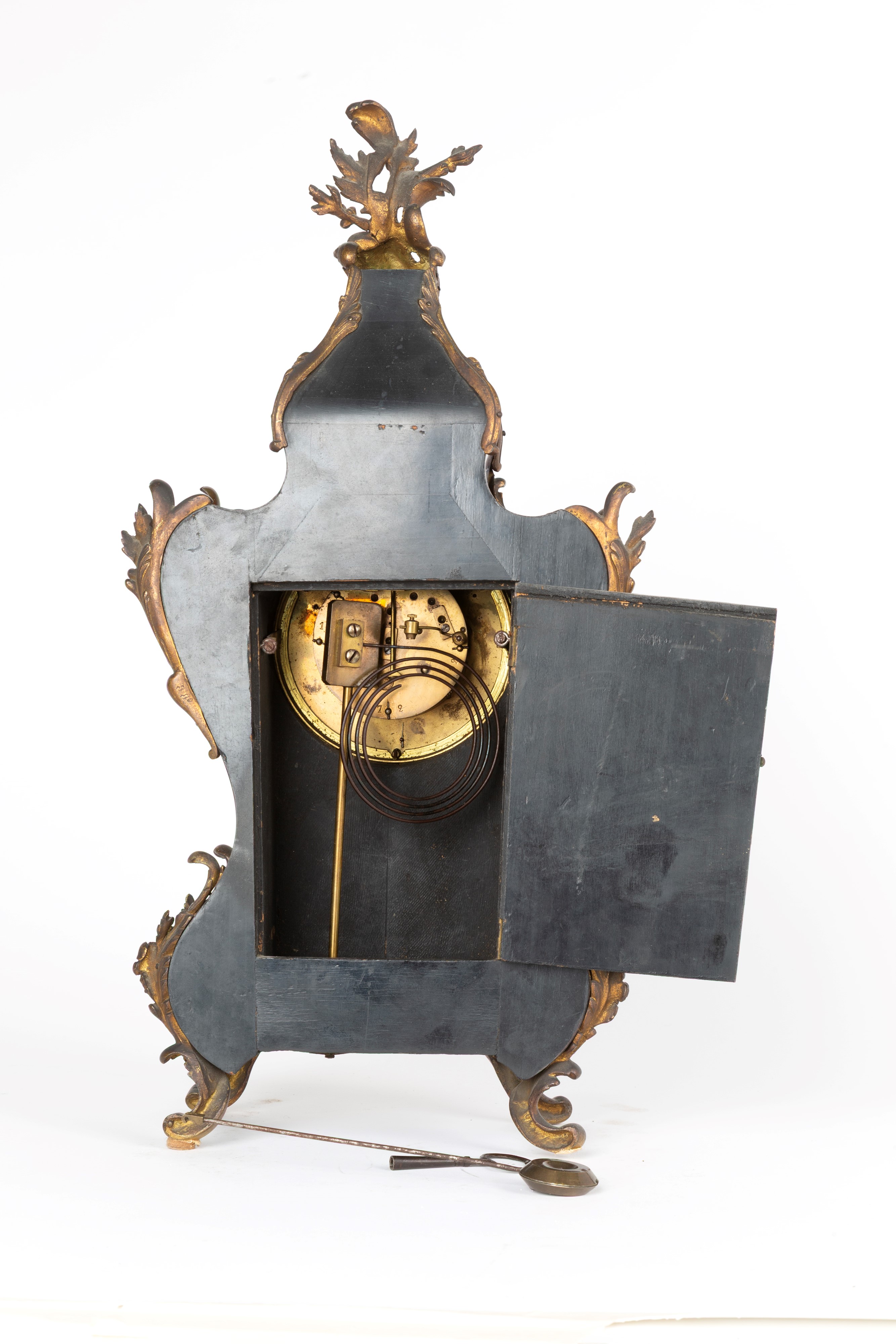 Trittico con orologio e due candelabri a cinque fiamme, finiture in bronzo dorato, XIX secolo
