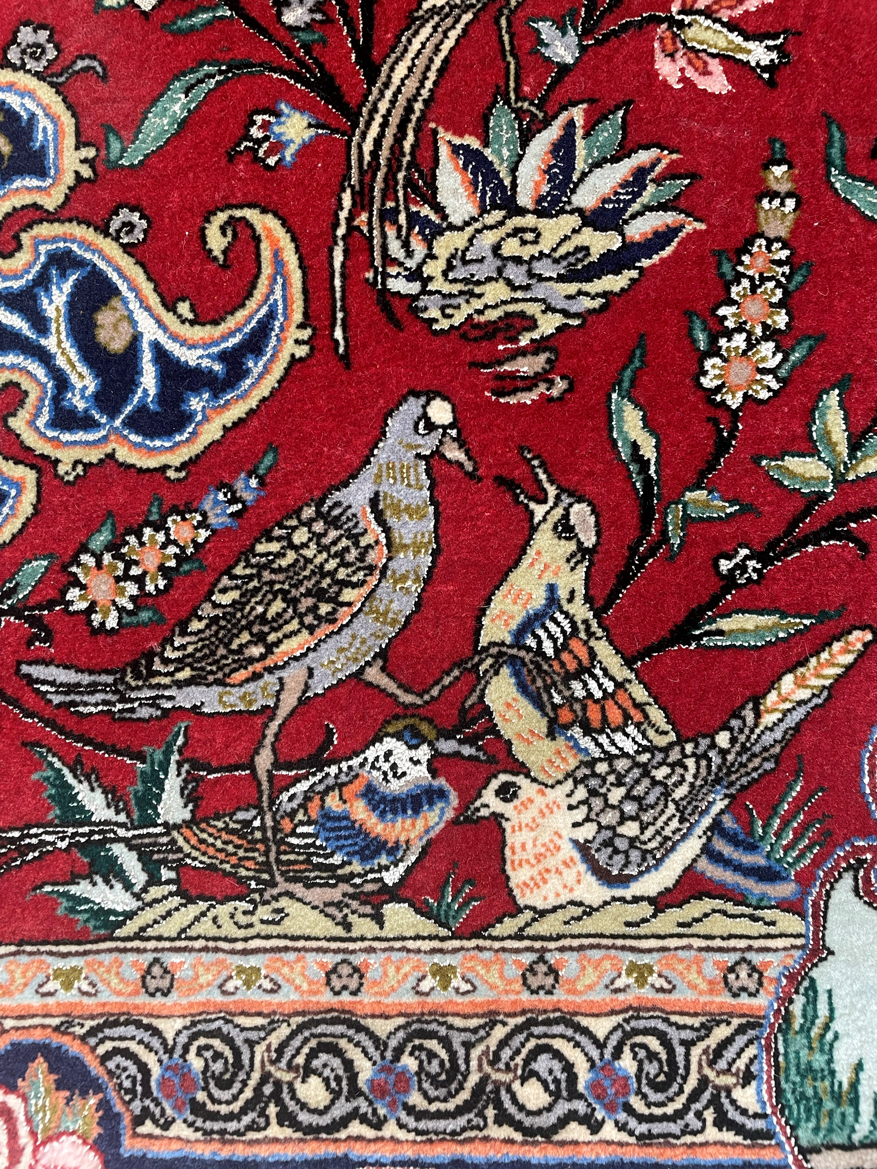 Maestro Vaseghi, Tappeto Isfahan extra fine in lana e seta (Persia), firma e datazione fine XX se...